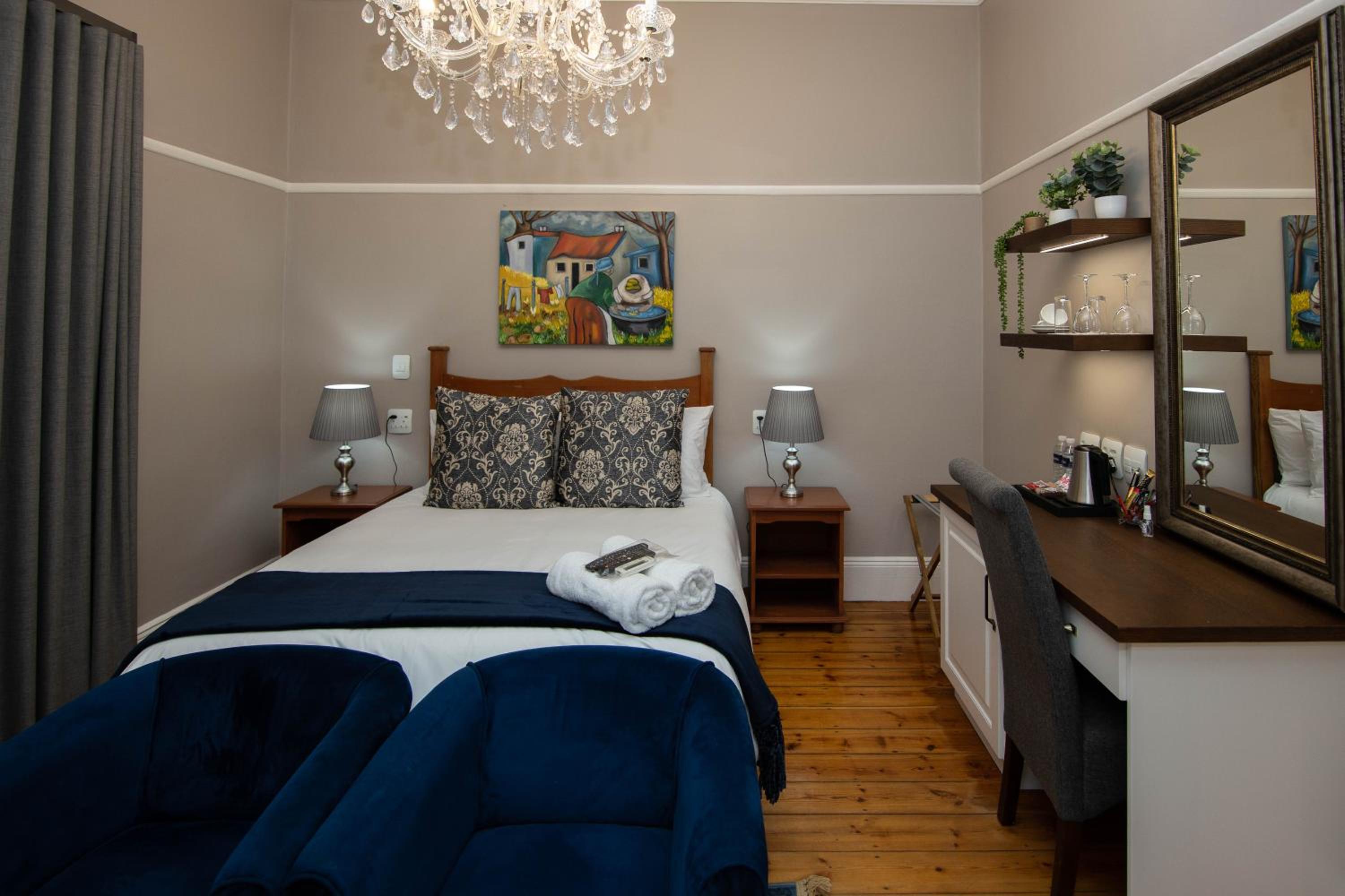 Double Room - Photo 2