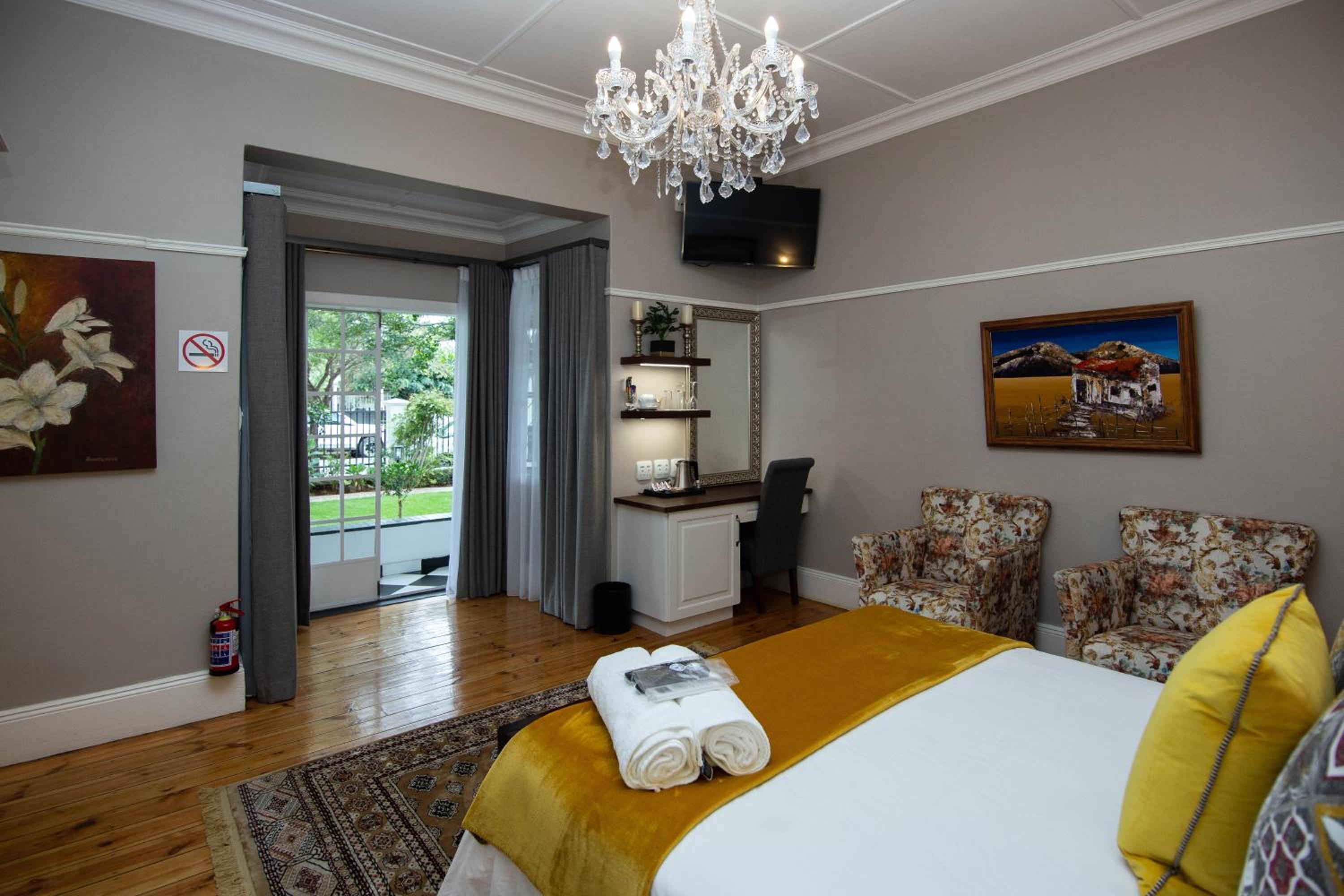 Deluxe Double Room - Photo 3