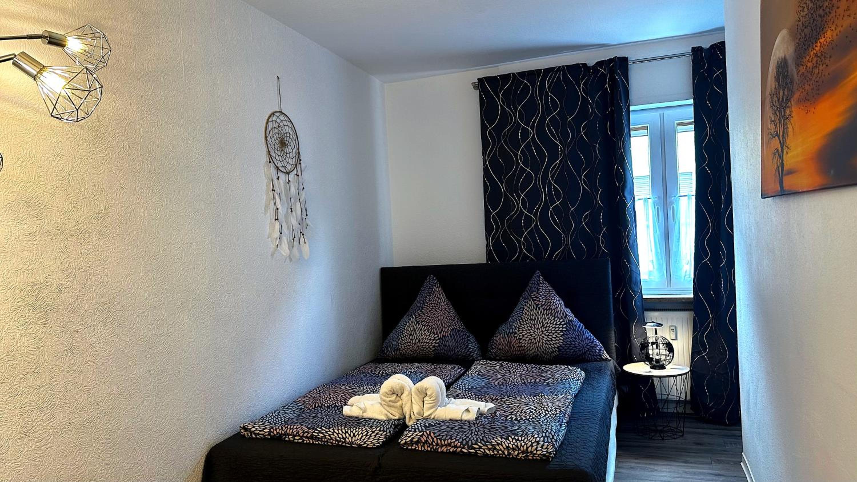 One-Bedroom Apartment - Photo 5