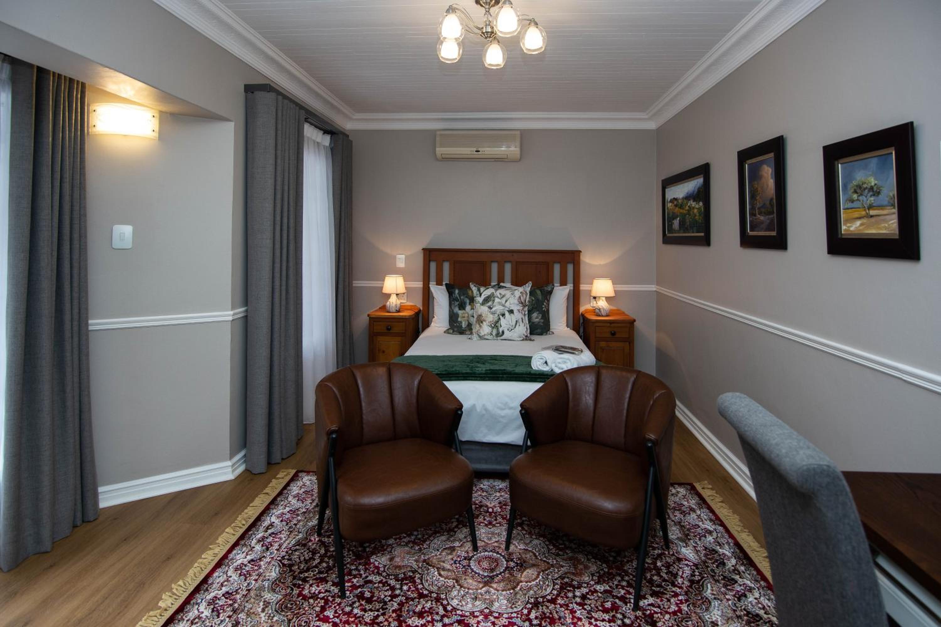 Standard Double Room - Photo 1