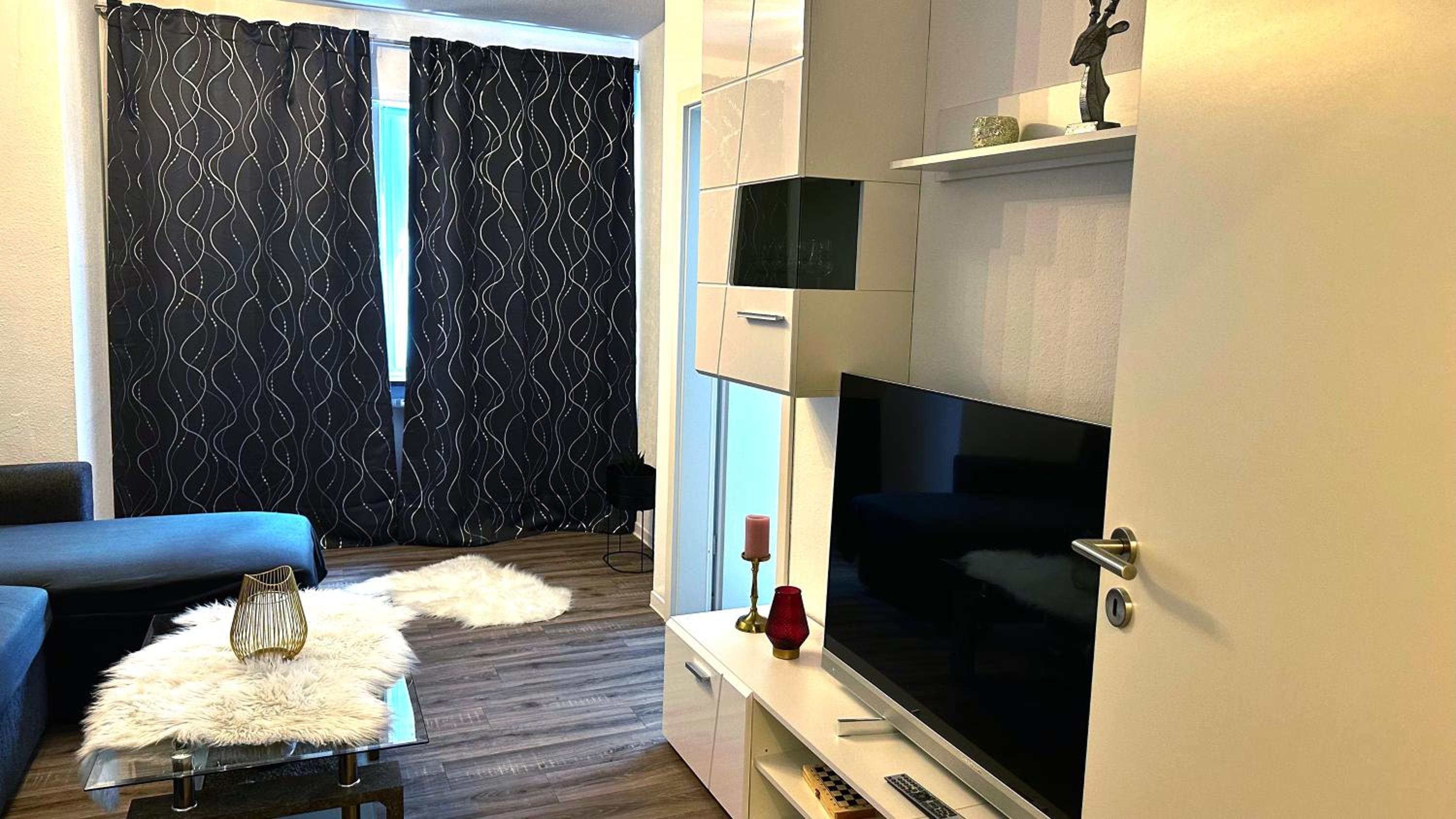 One-Bedroom Apartment - Photo 16