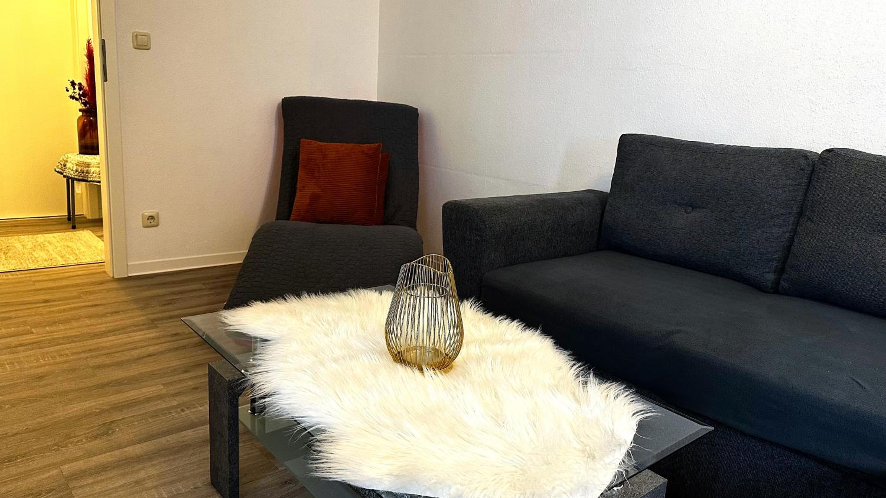 One-Bedroom Apartment - Photo 17