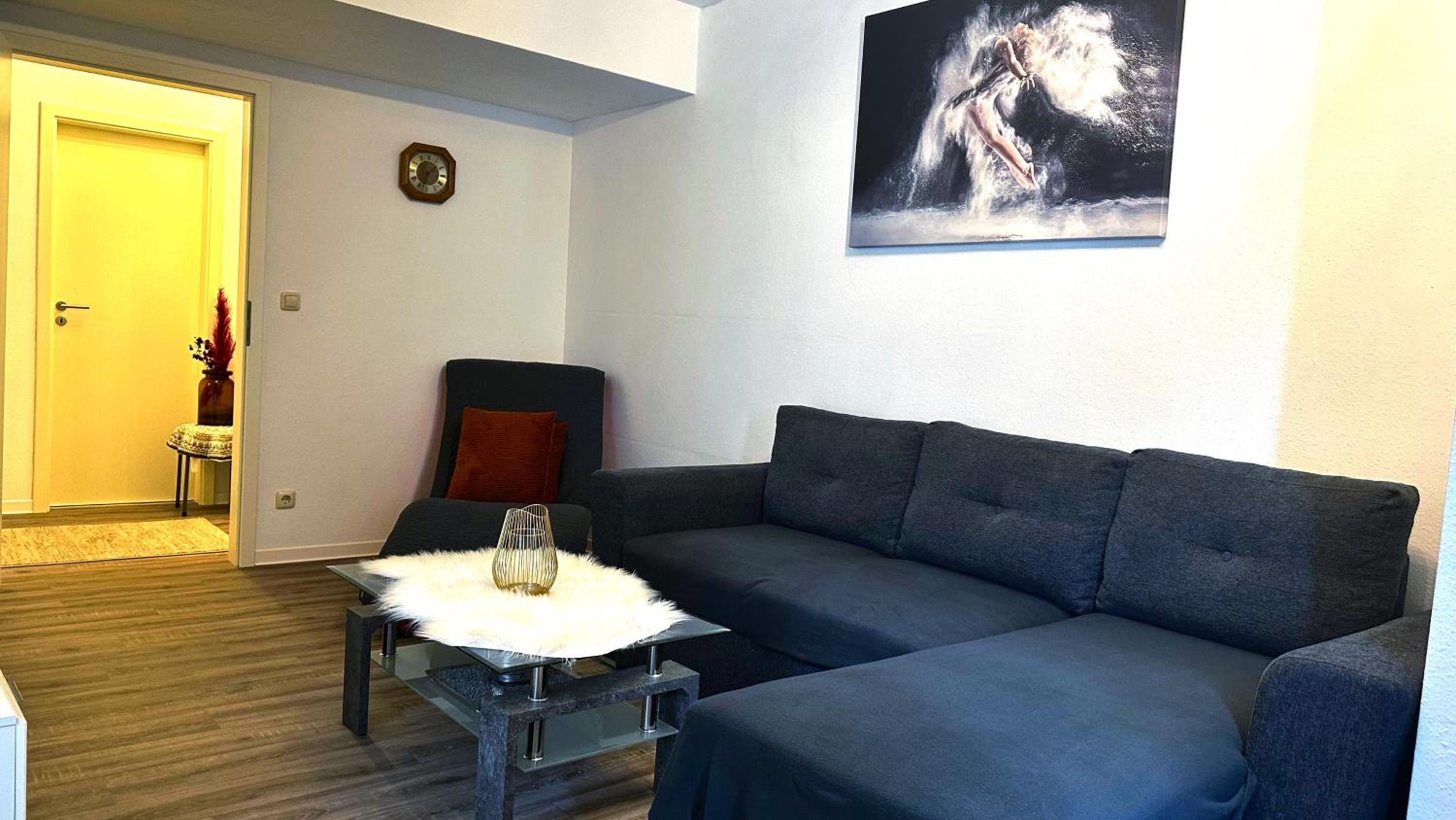 One-Bedroom Apartment - Photo 18