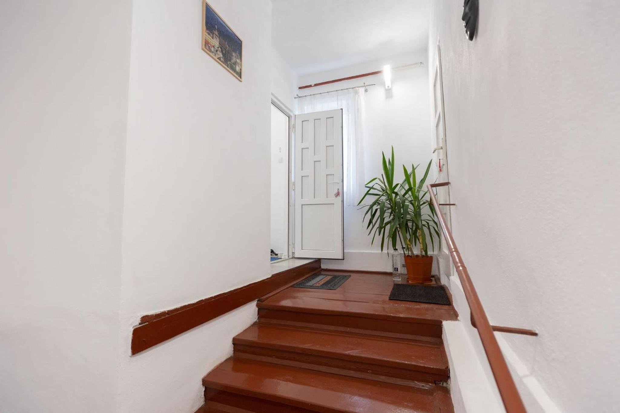 Two-Bedroom Apartment - Photo 20