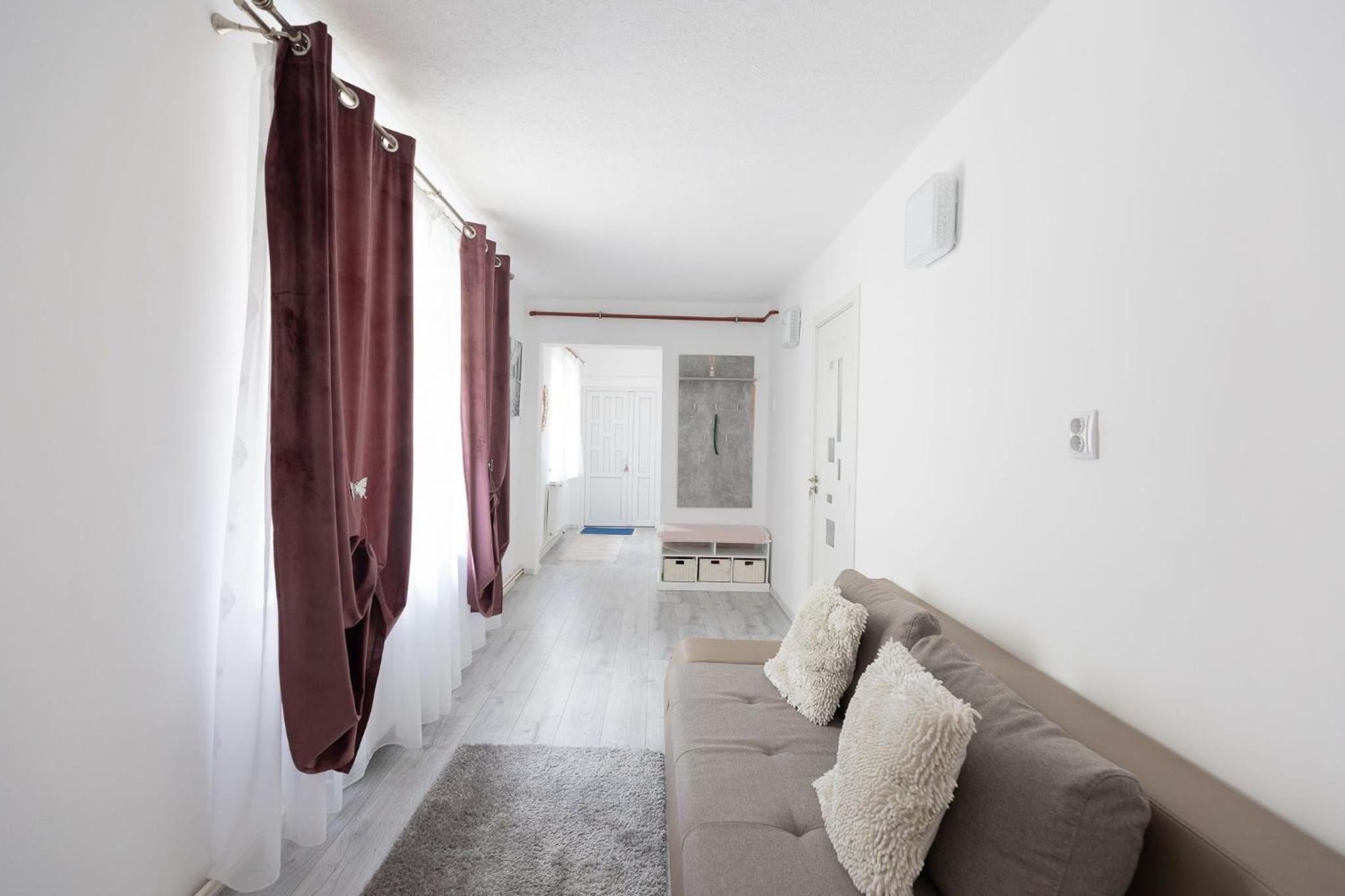 Two-Bedroom Apartment - Photo 24