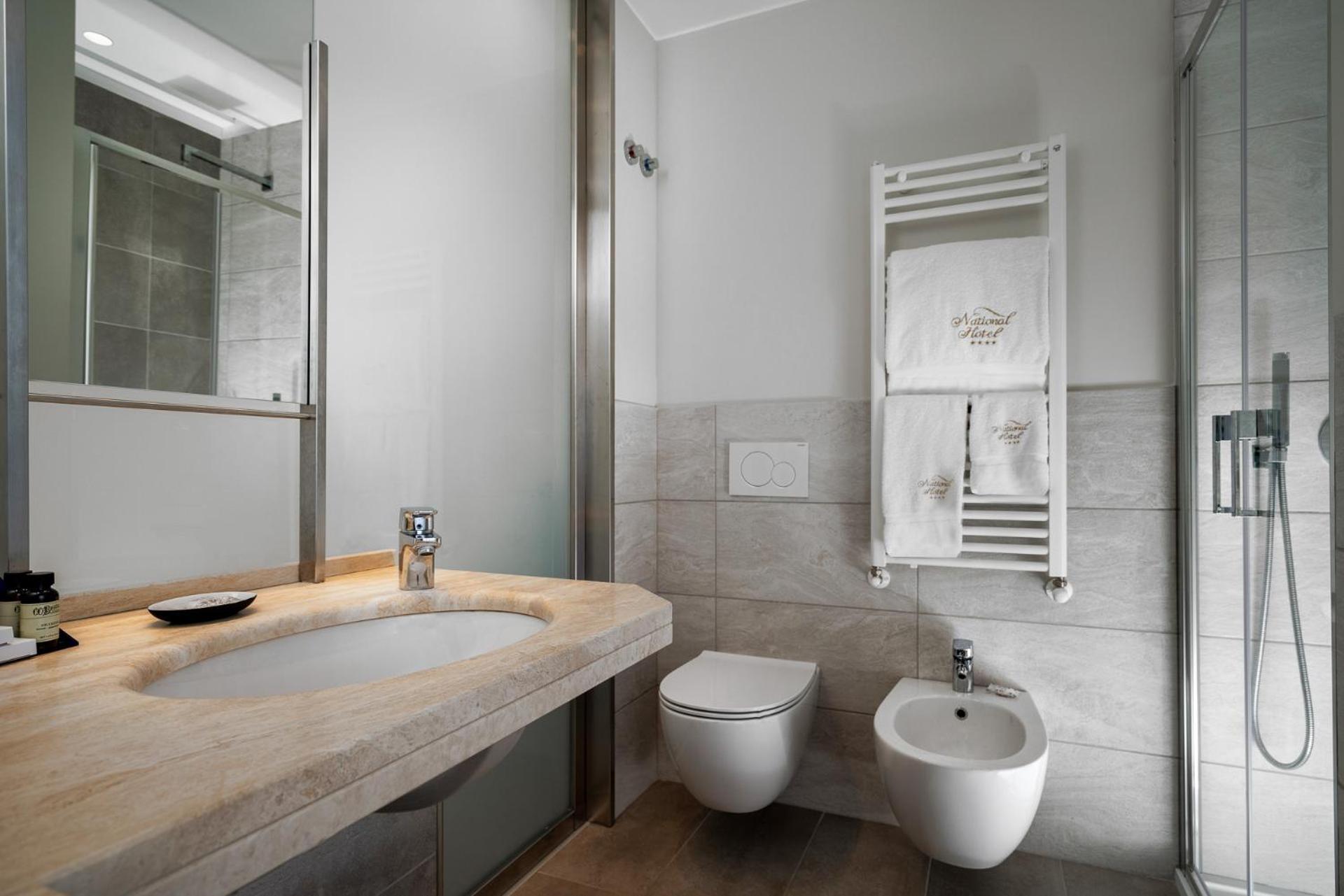 Superior Double or Twin Room - Photo 2