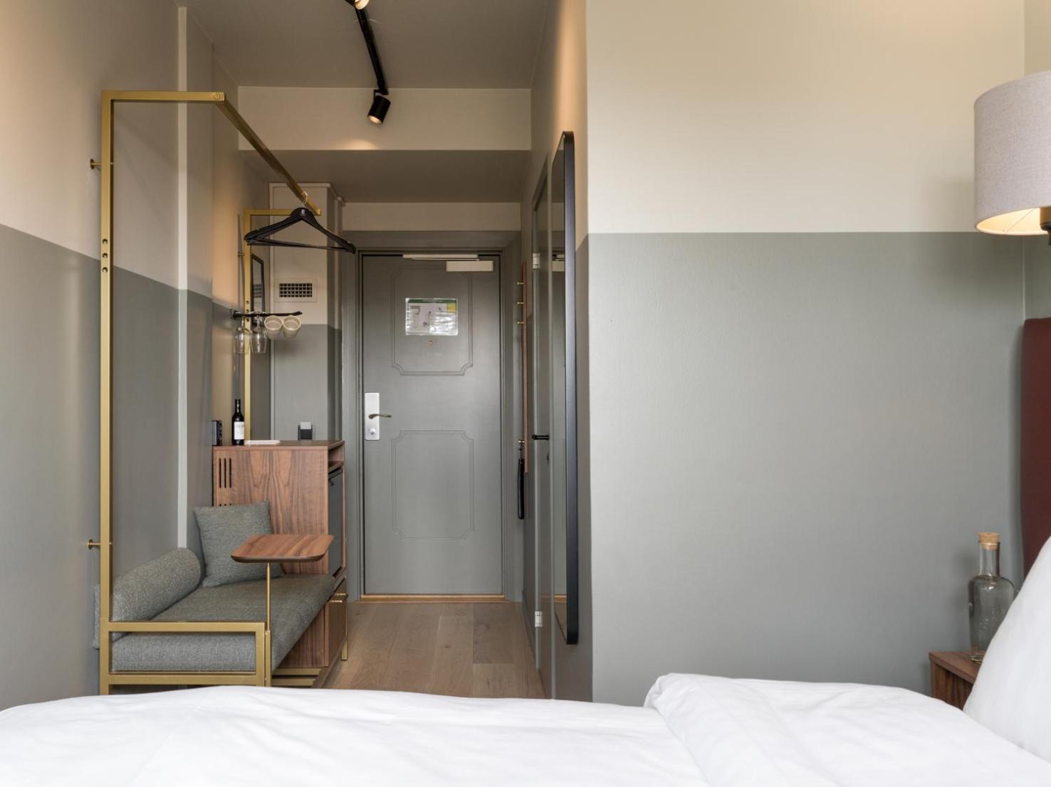 Small Double Room - Photo 4