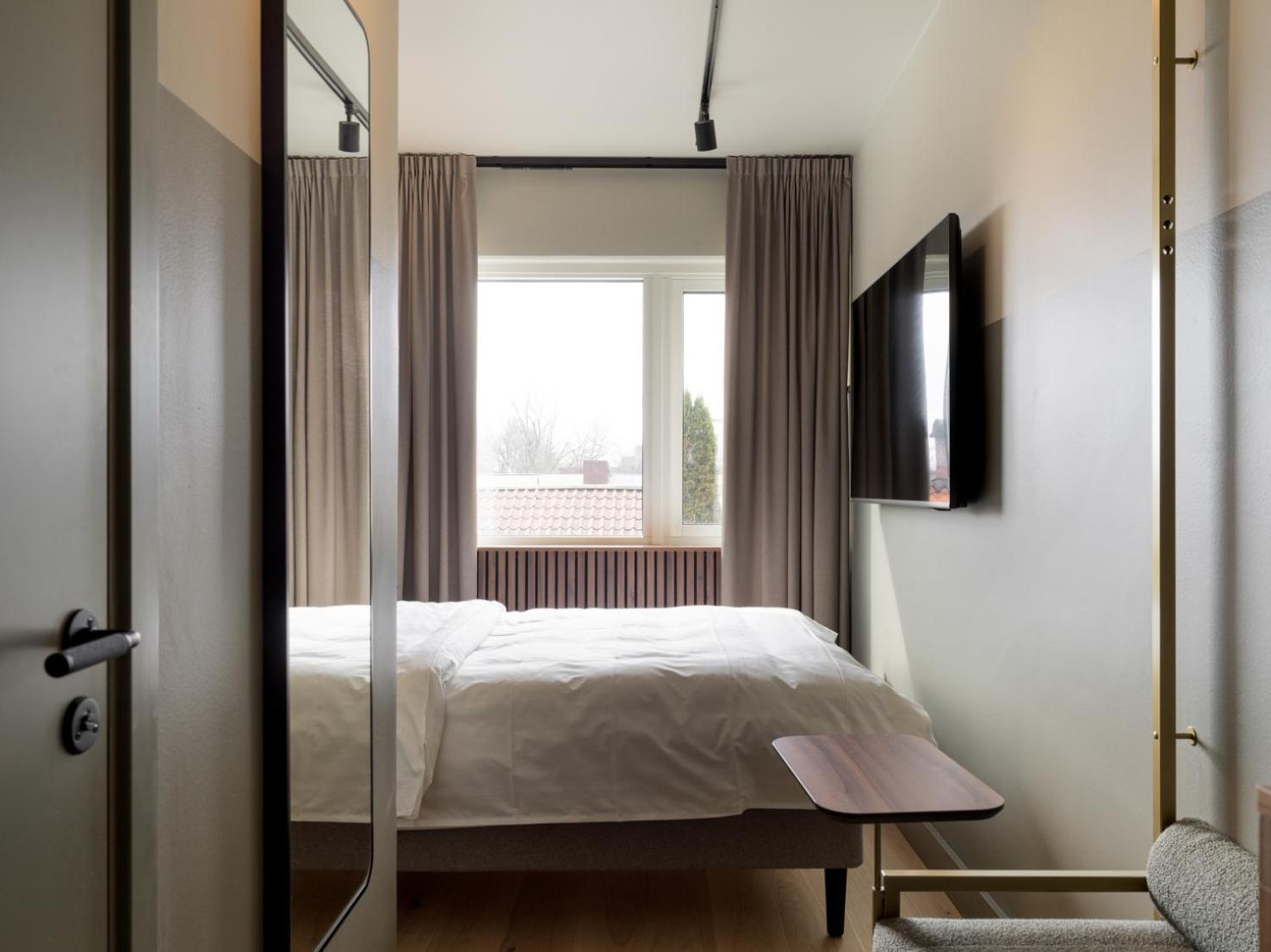 Small Double Room - Photo 1