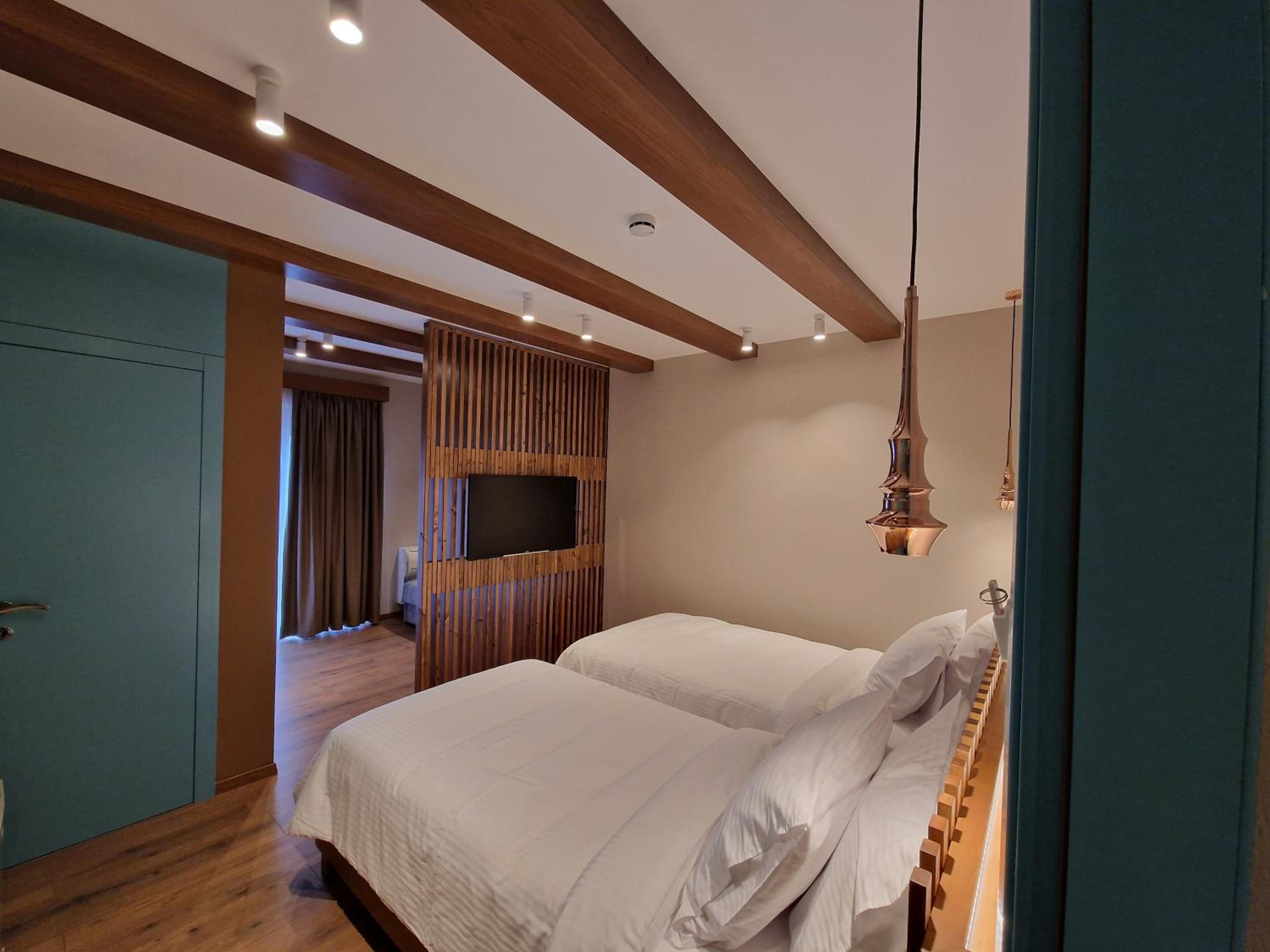 Superior Double or Twin Room with Terrace photo 2