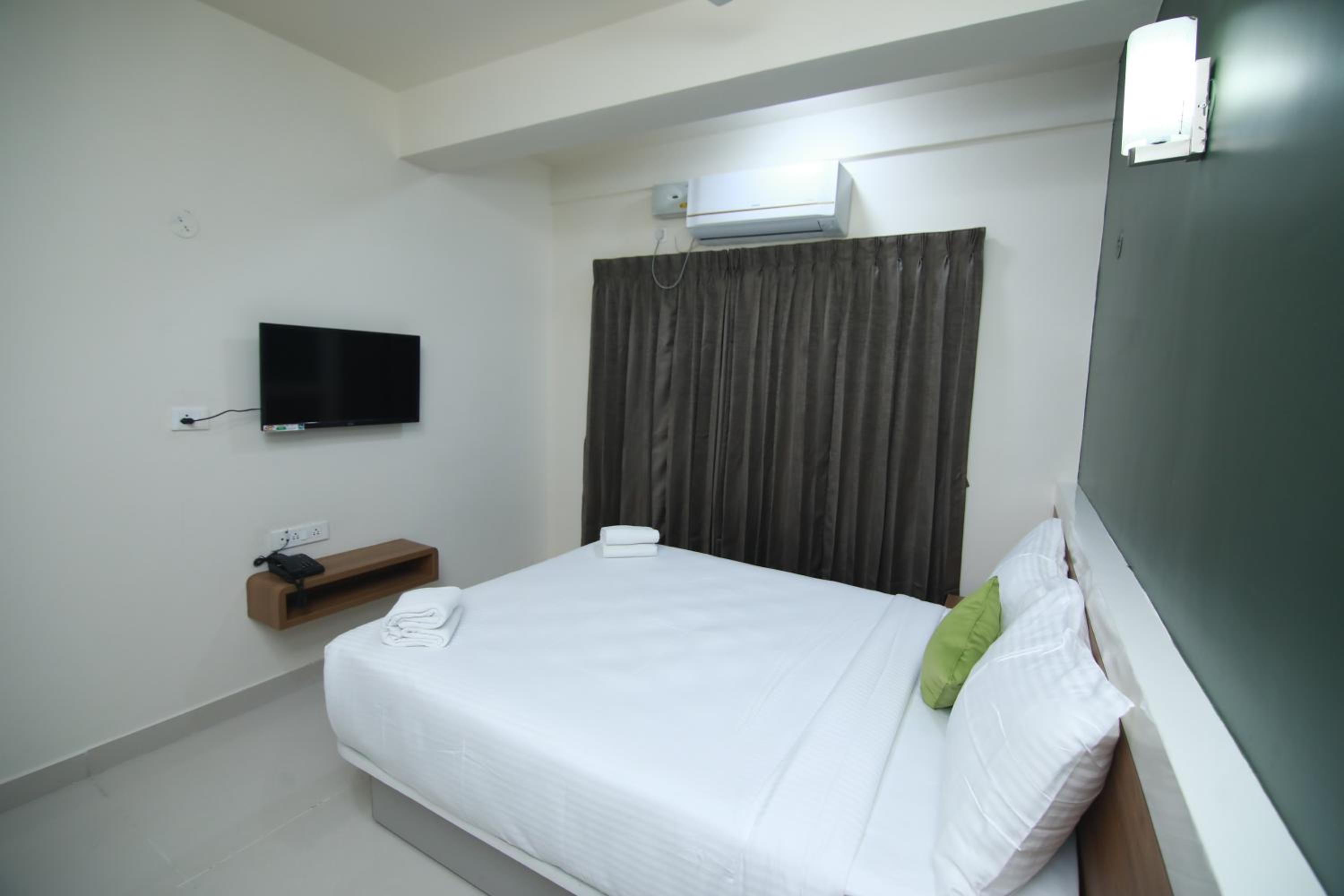 Deluxe Double Room - Photo 2
