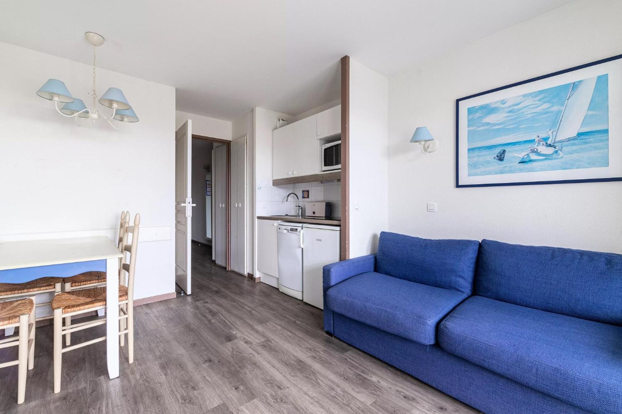 Select One-Bedroom Apartment (4 People) photo 1