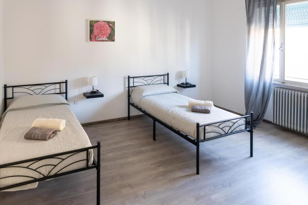Large Twin Room photo 1