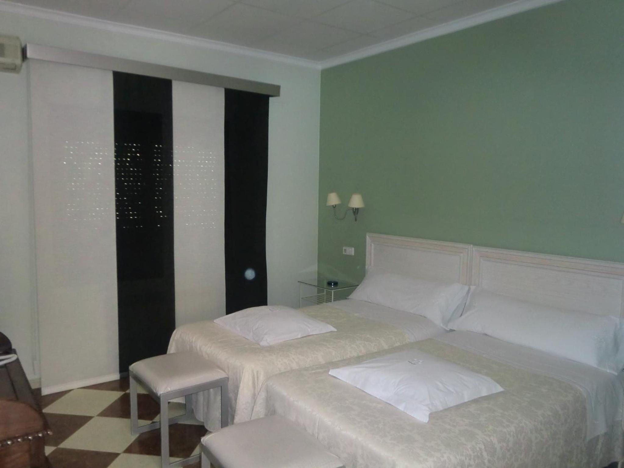 Habitación Doble o con Dos Camas