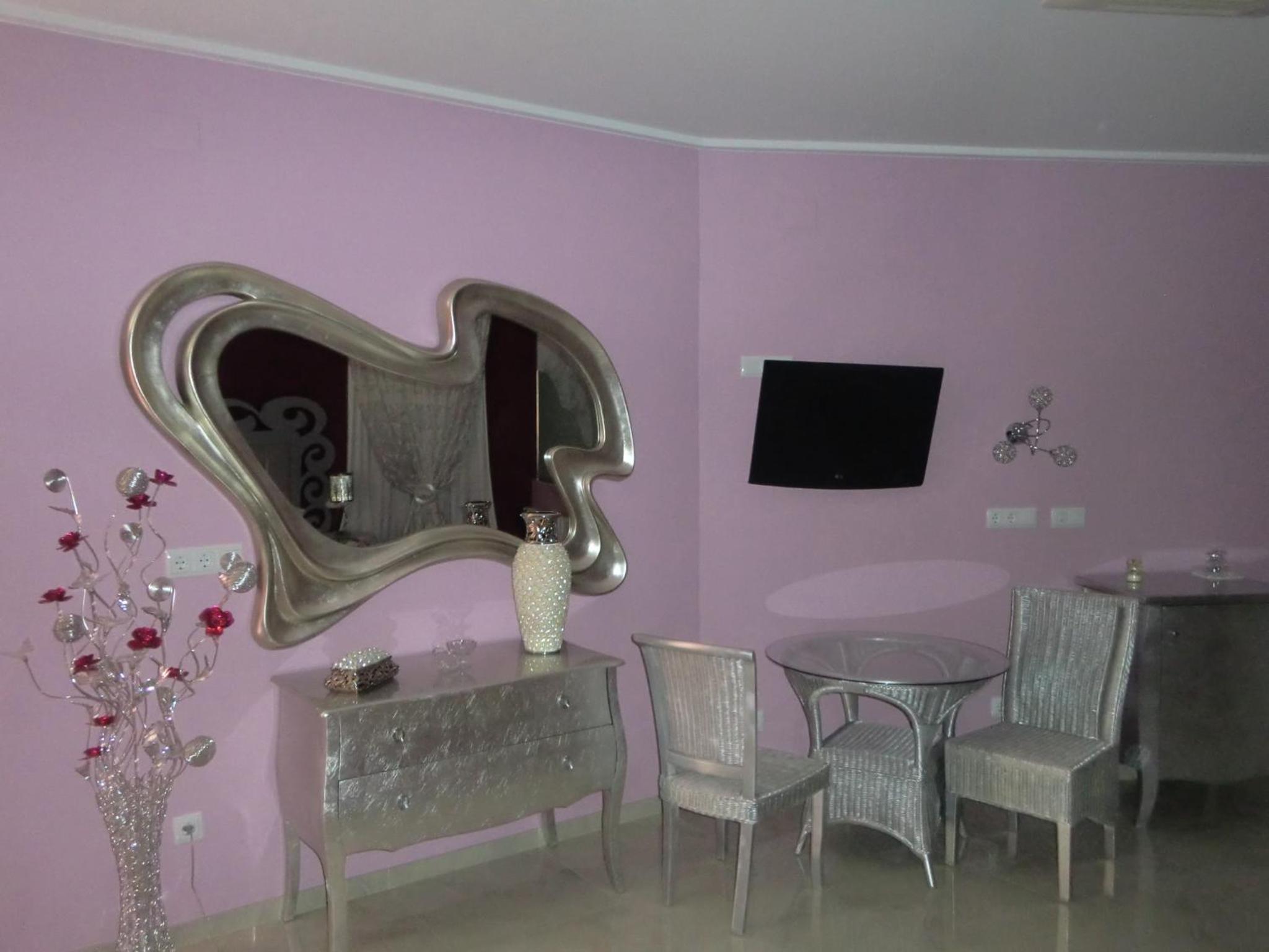 Deluxe Double Room with Bath photo 2