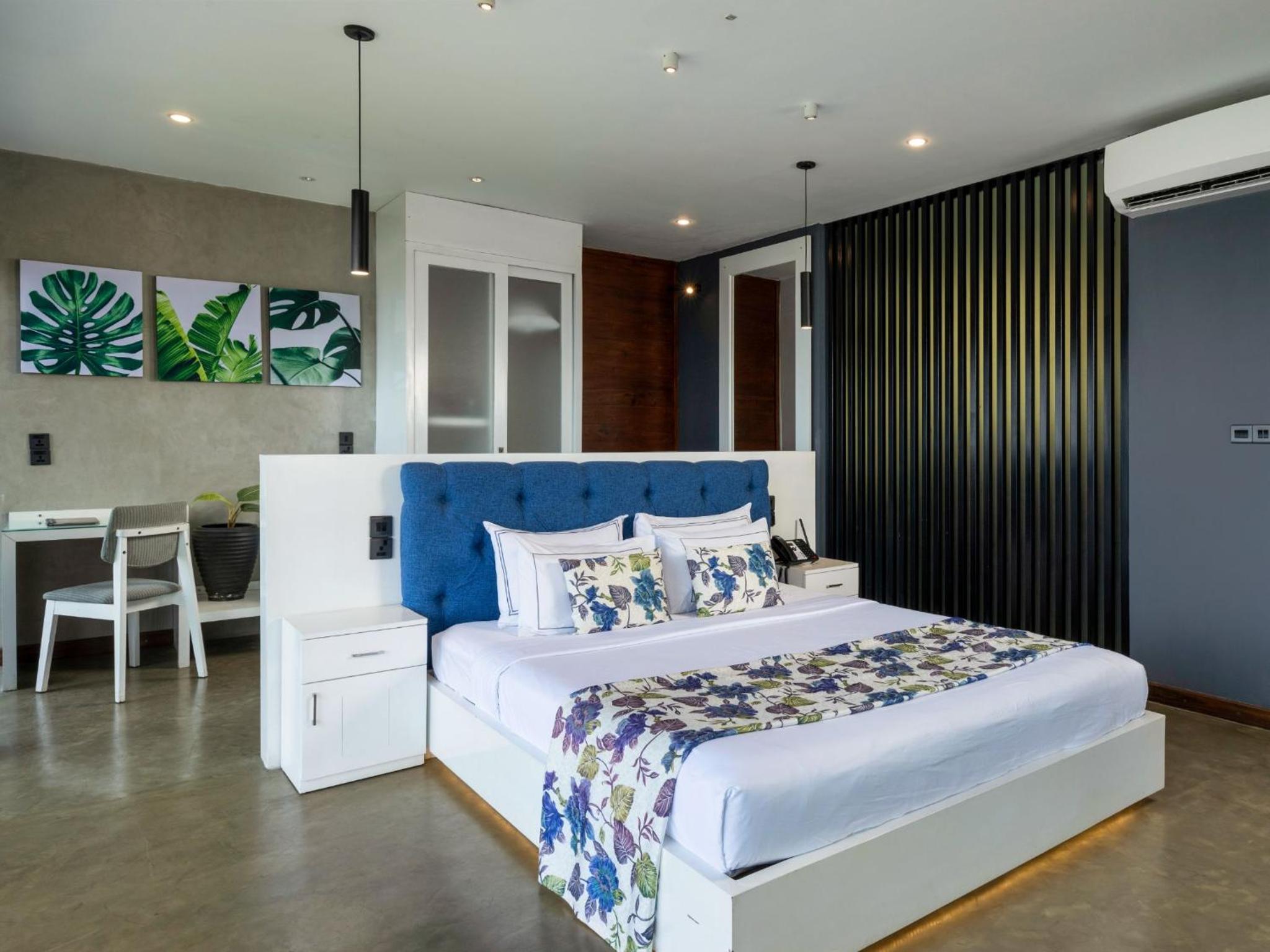 Deluxe Room with 10% Off on F&B and 25% off Spa and Wellness photo 2