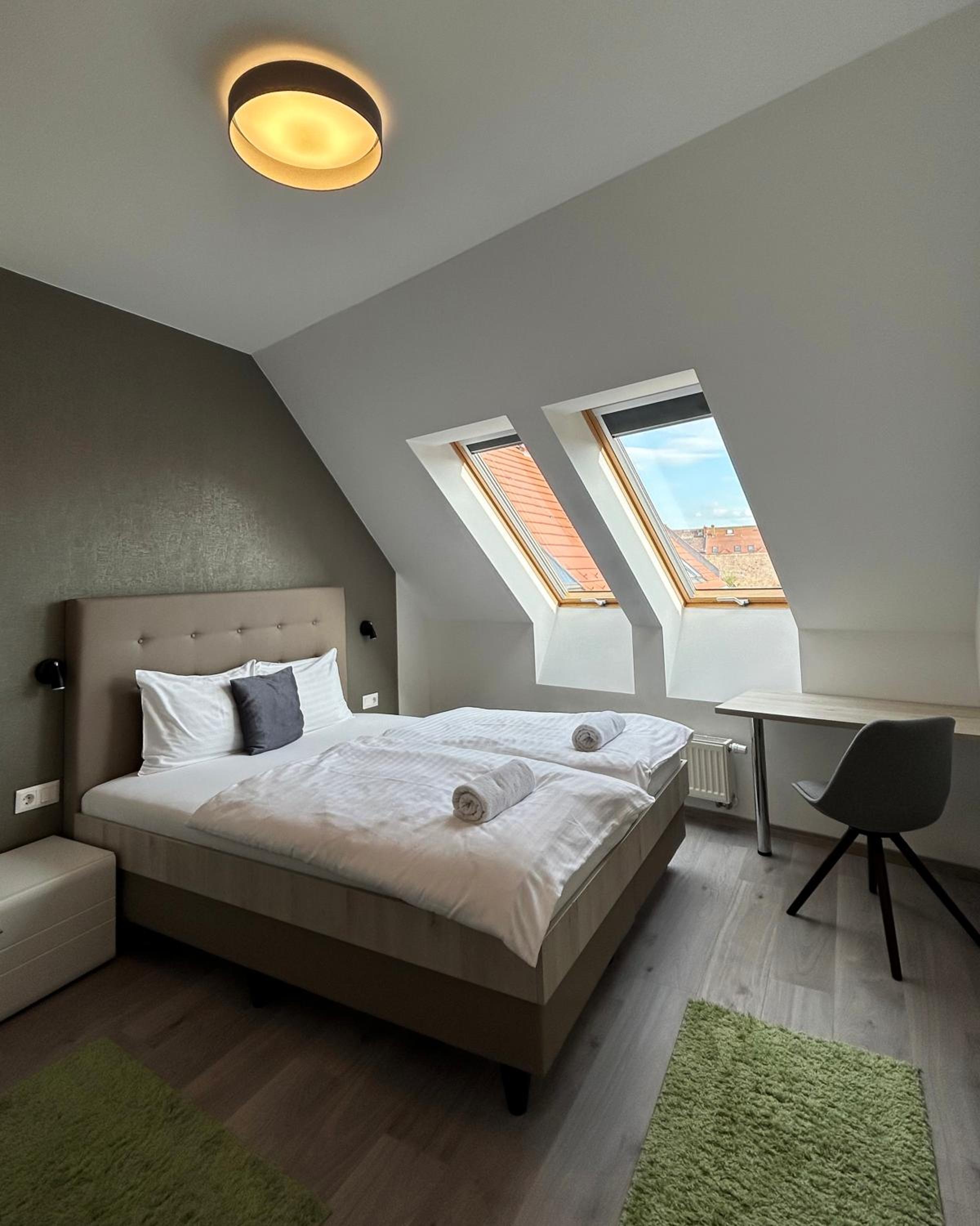 One-Bedroom Apartment - Photo 7