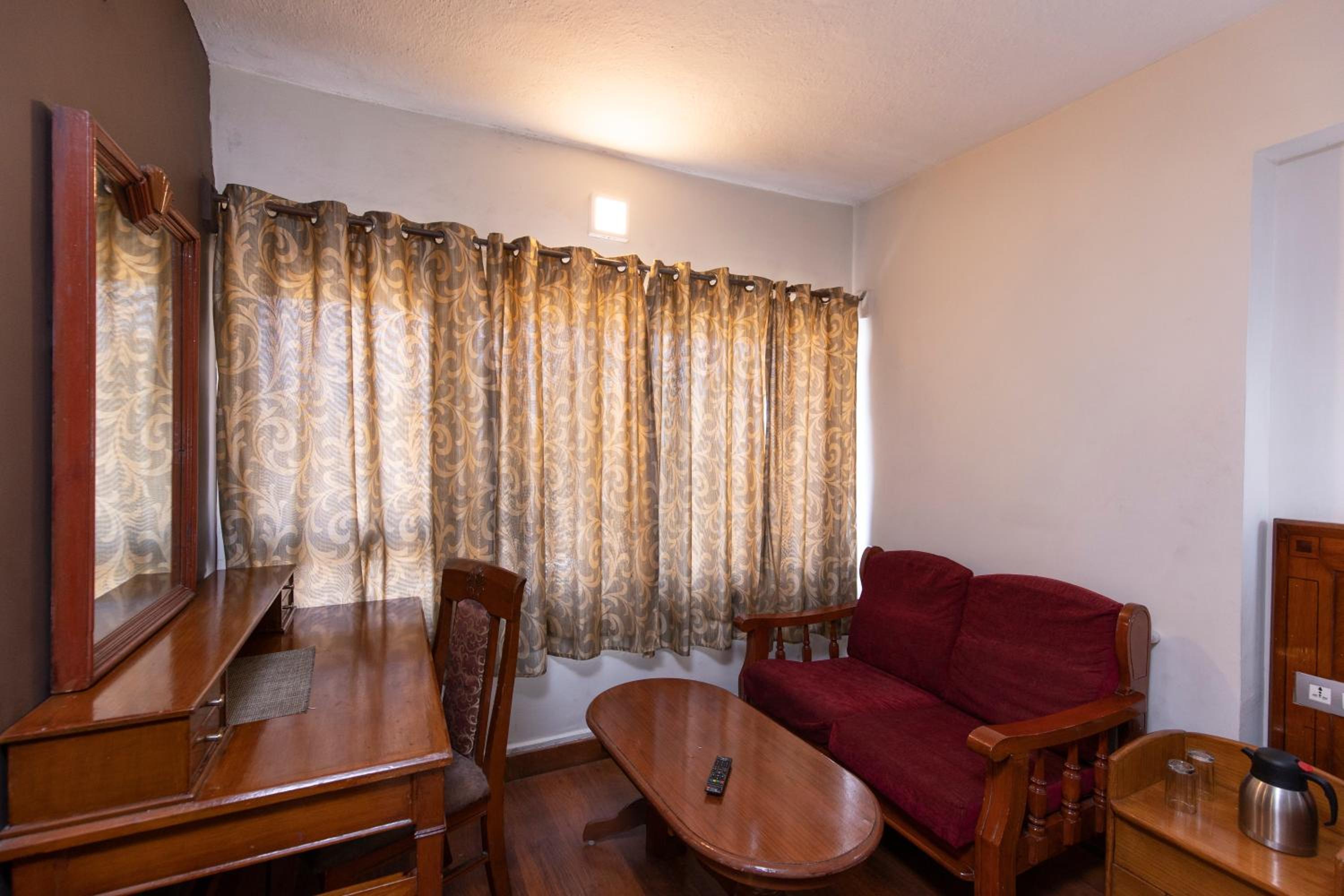 Family Room - Photo 41