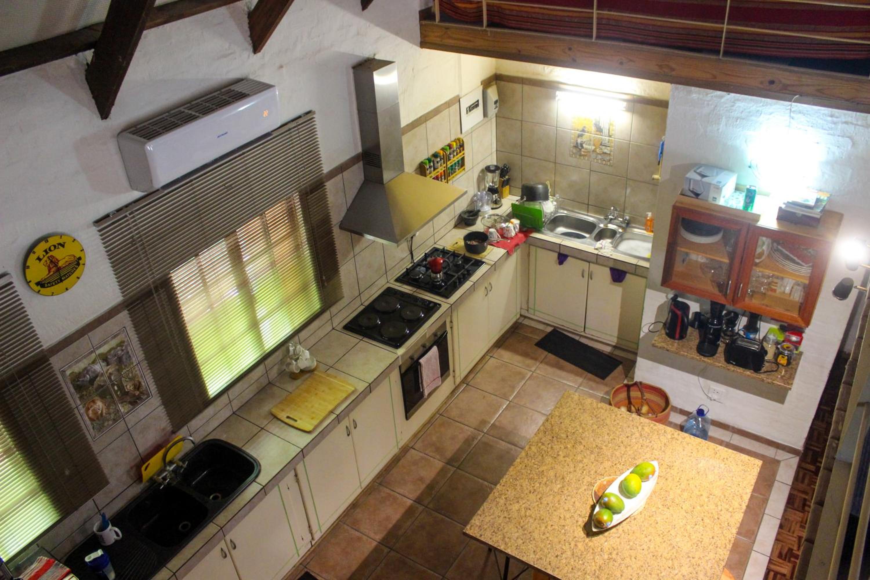 Two-Bedroom House photo 2
