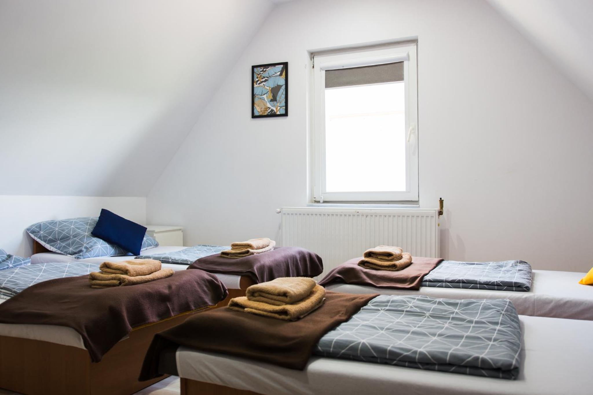 Two-Bedroom Chalet - Photo 7