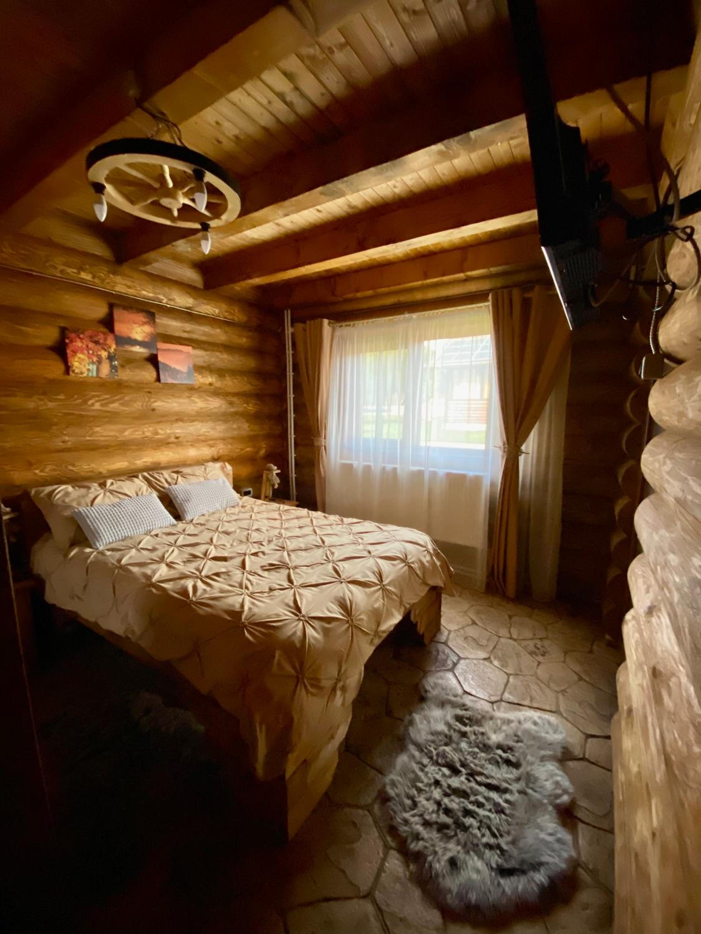 Three-Bedroom Chalet photo 1