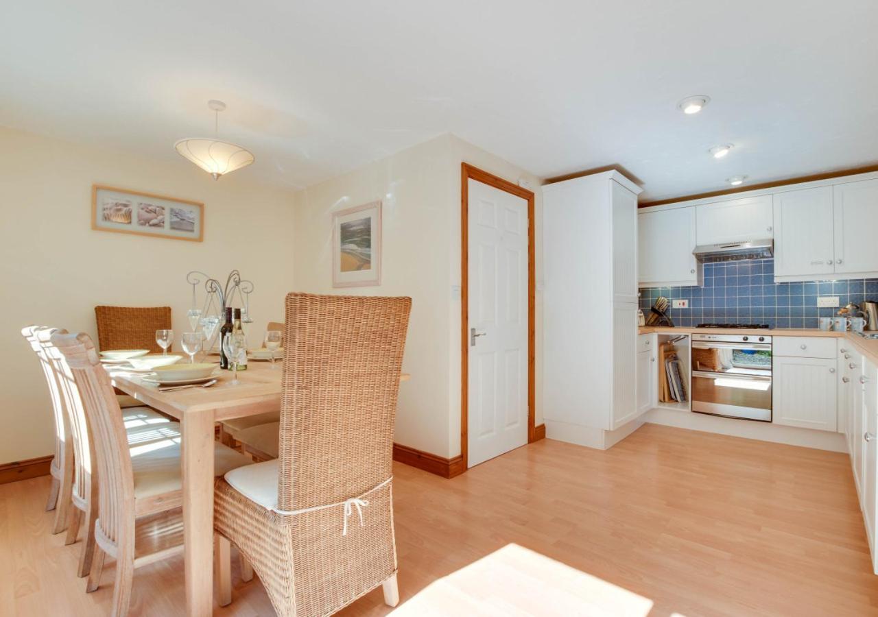 Four-Bedroom House photo 2