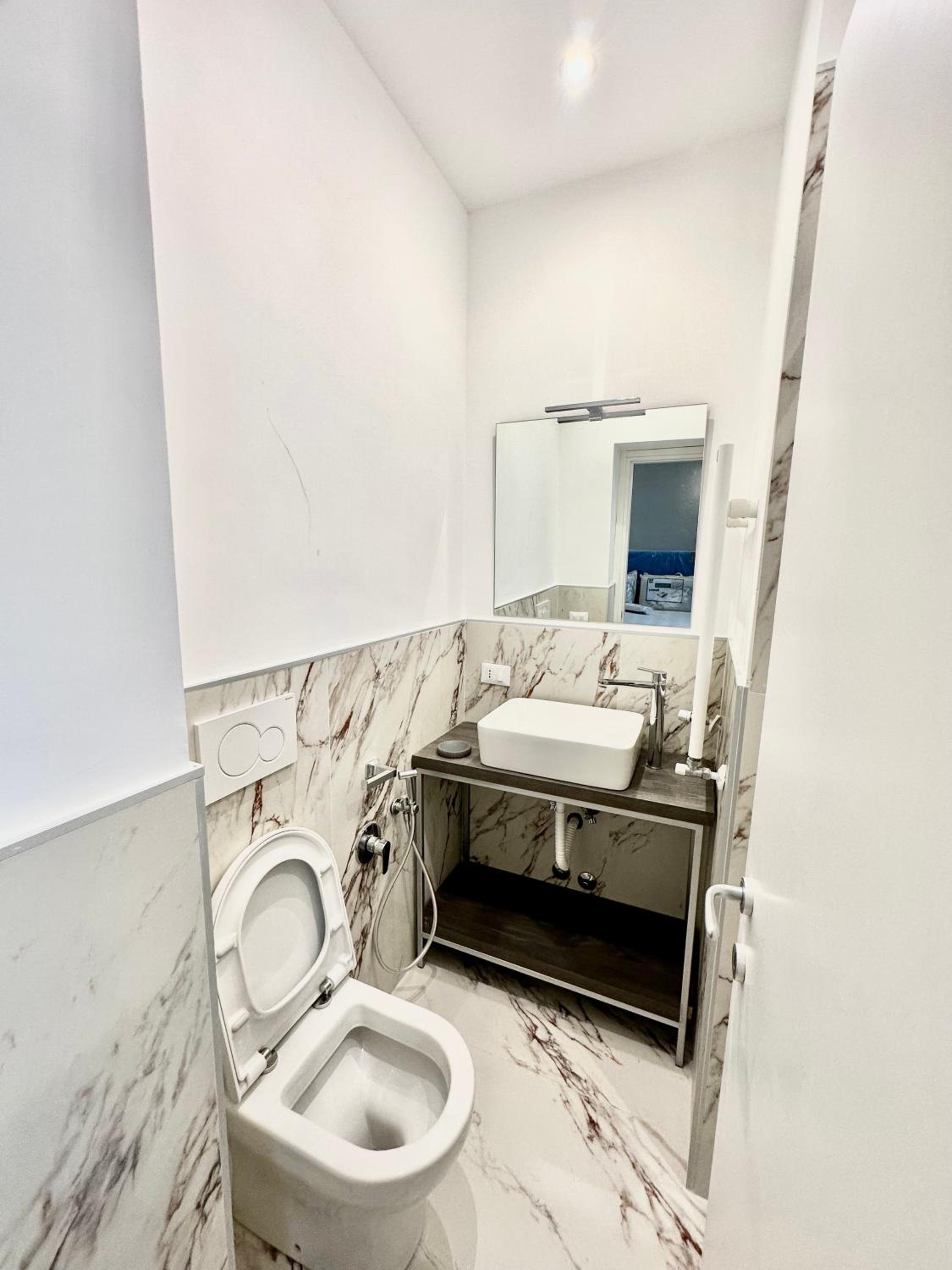 Deluxe Double Room with Shower photo 3