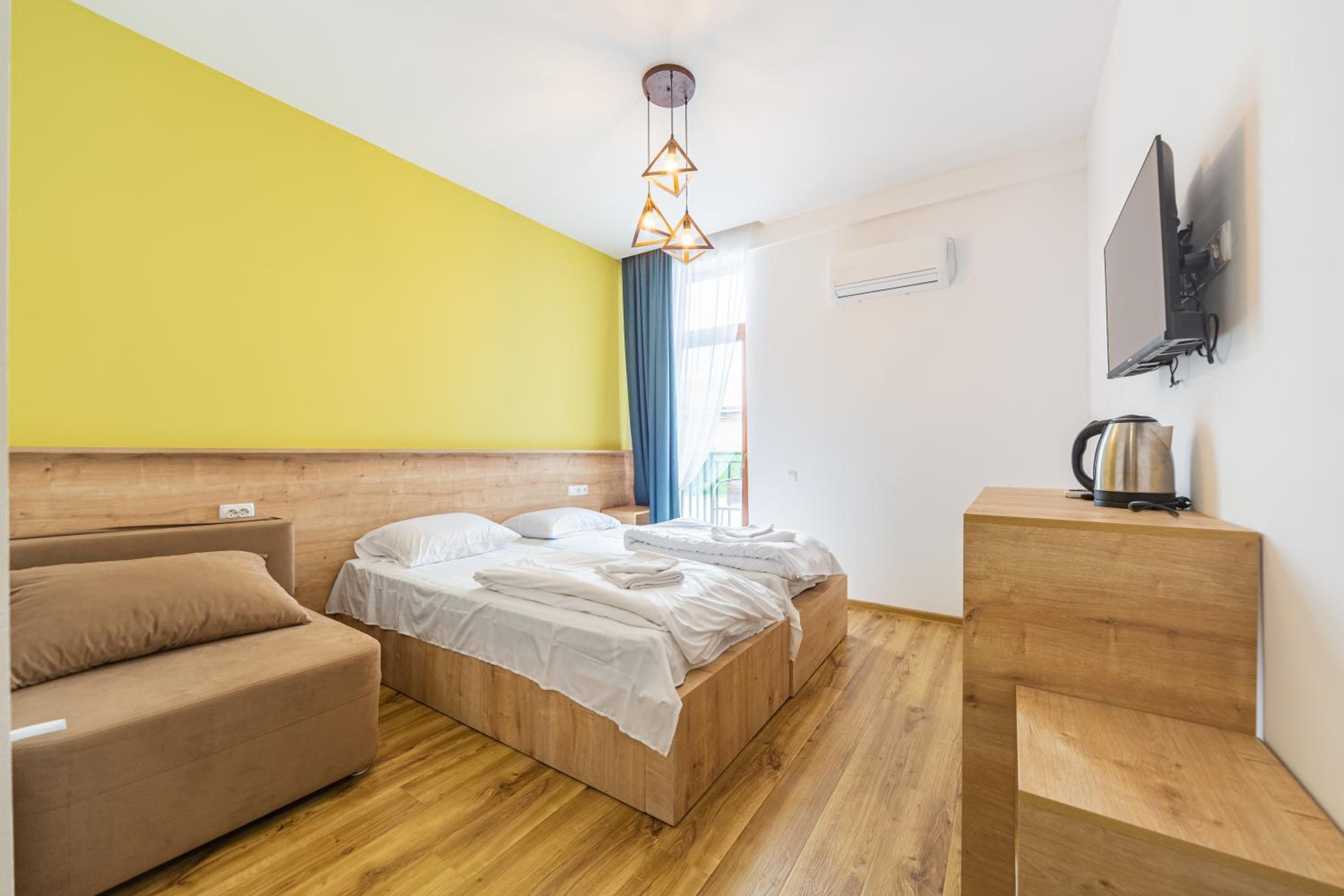Twin Room with Balcony photo 1
