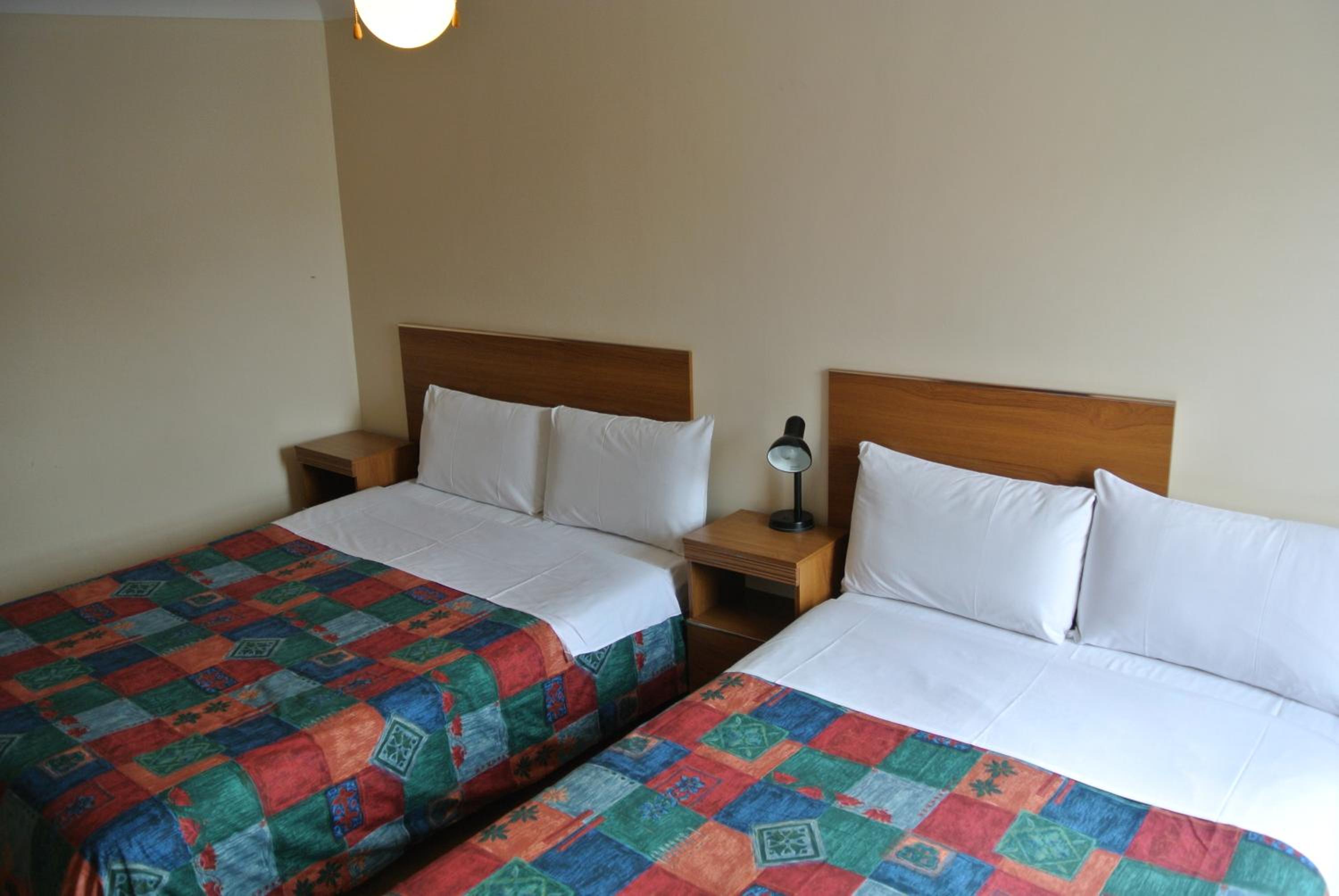 Quadruple En-Suite photo 2