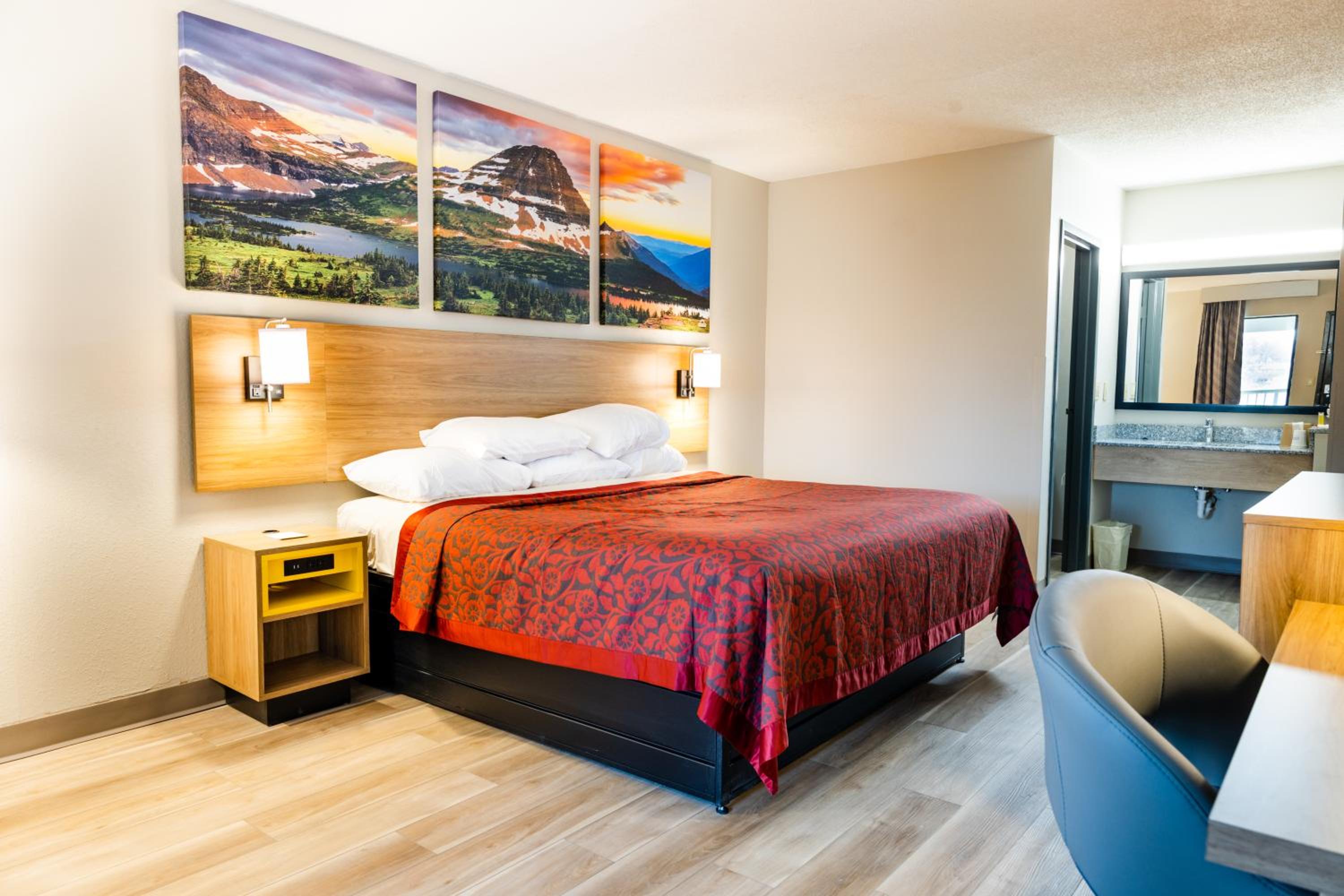 Modern Double Room - Smoking - Photo 13