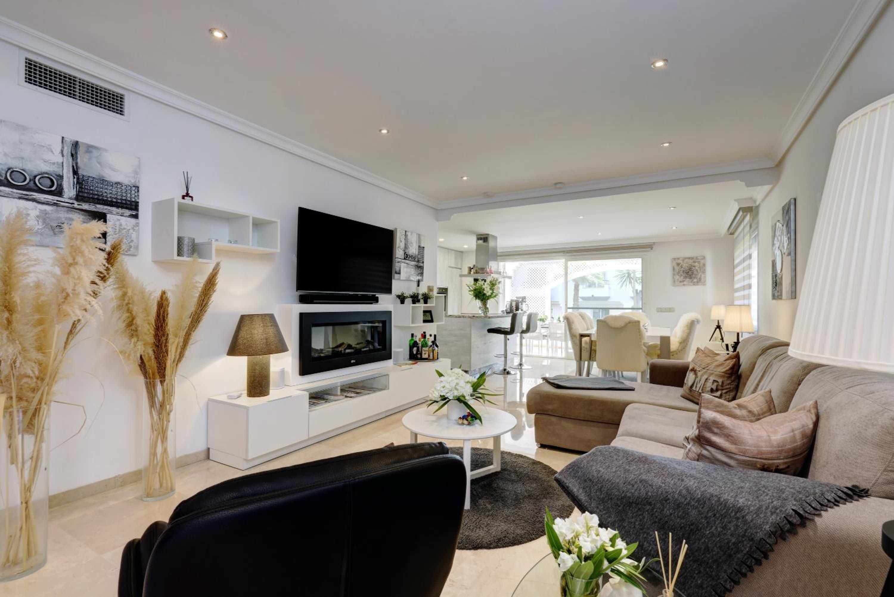 Three-Bedroom Superior Apartment