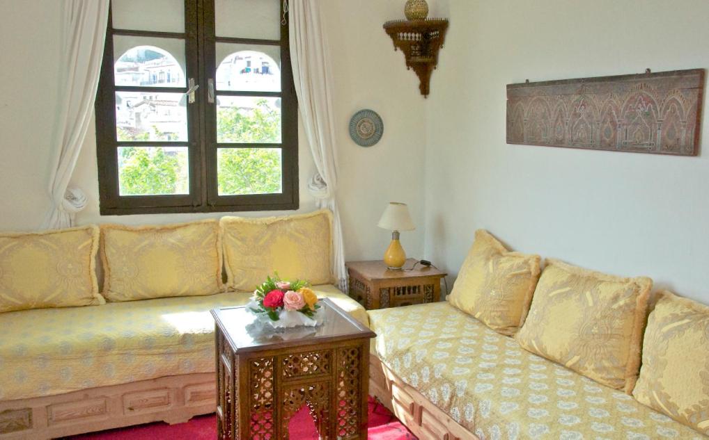 Deluxe Double Room with Extra Bed - Photo 3