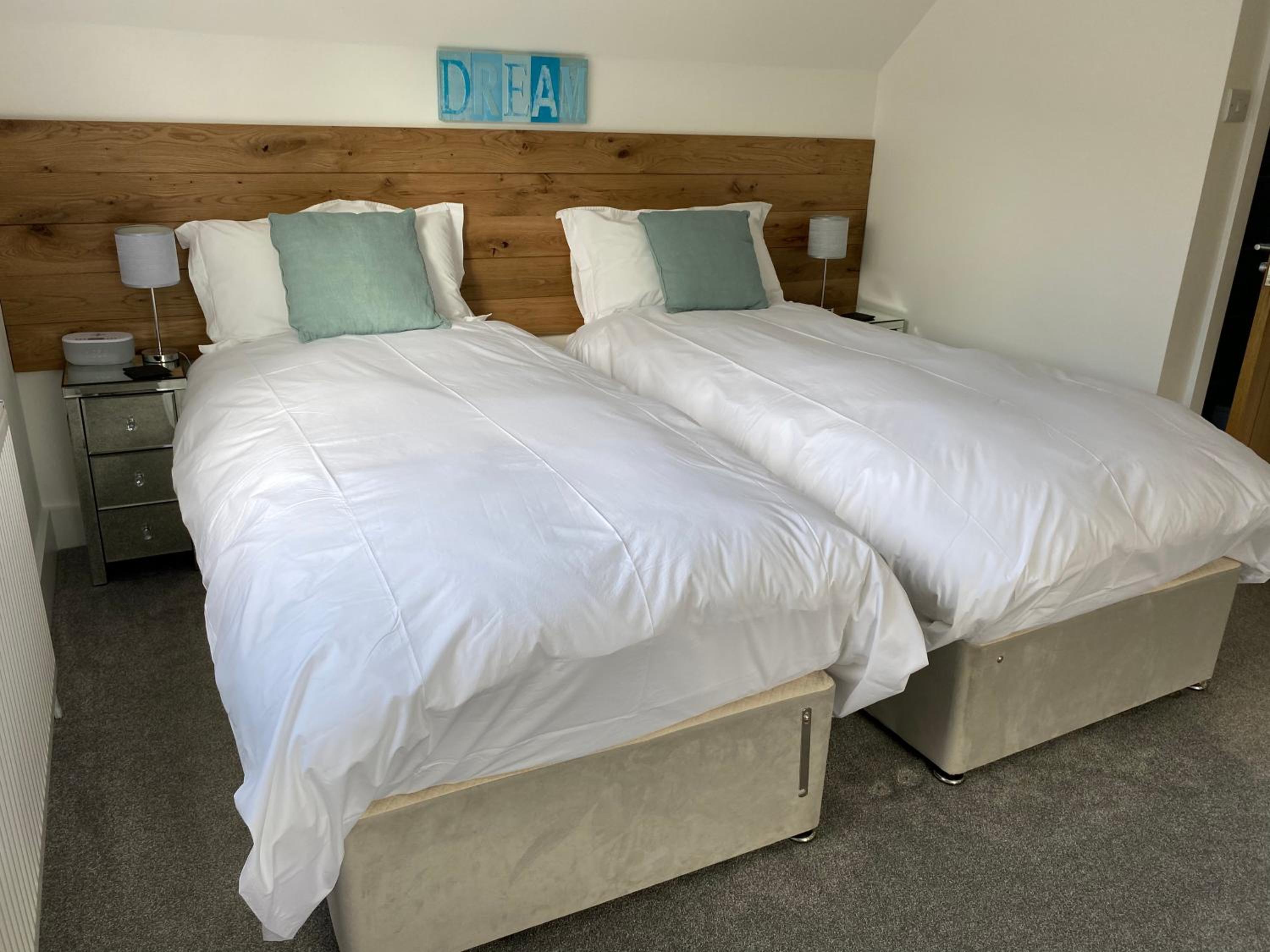 Suite with Garden View - Photo 4
