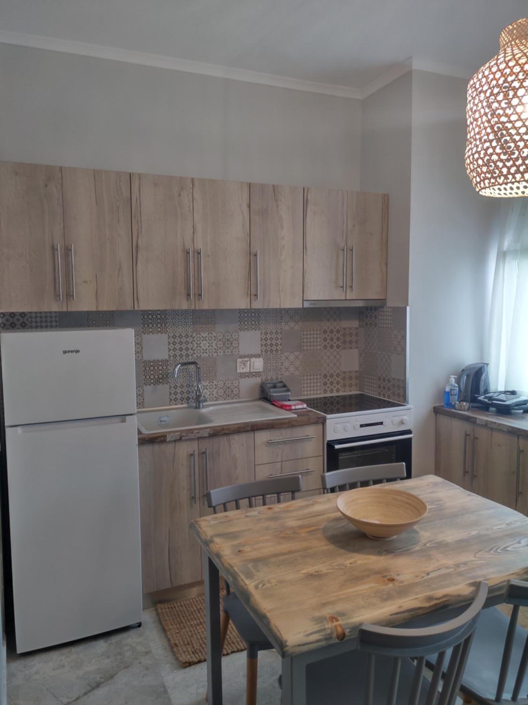 Apartment with Sea View - Photo 10