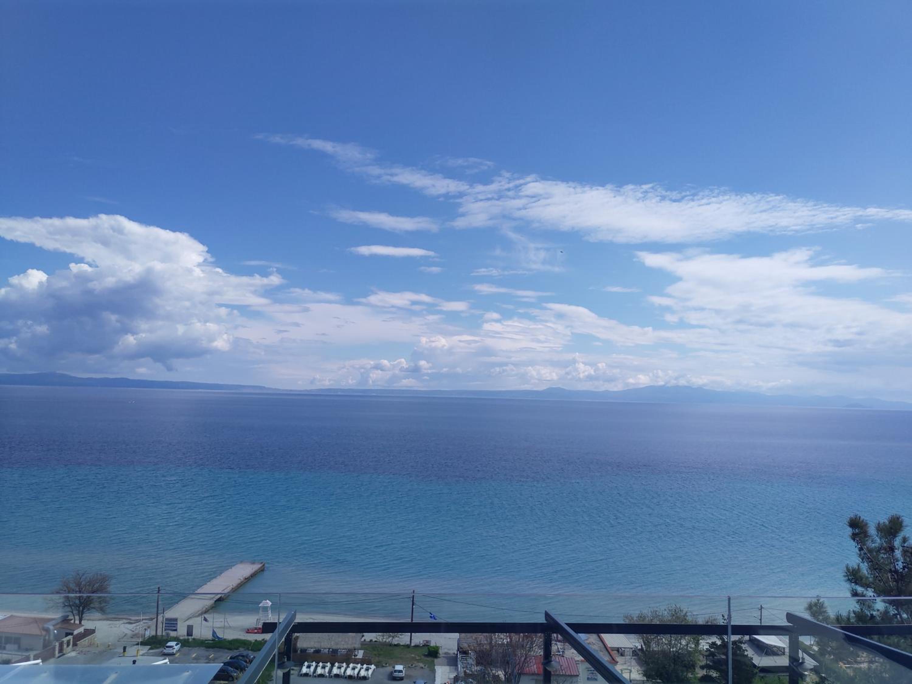 Apartment with Sea View - Photo 9