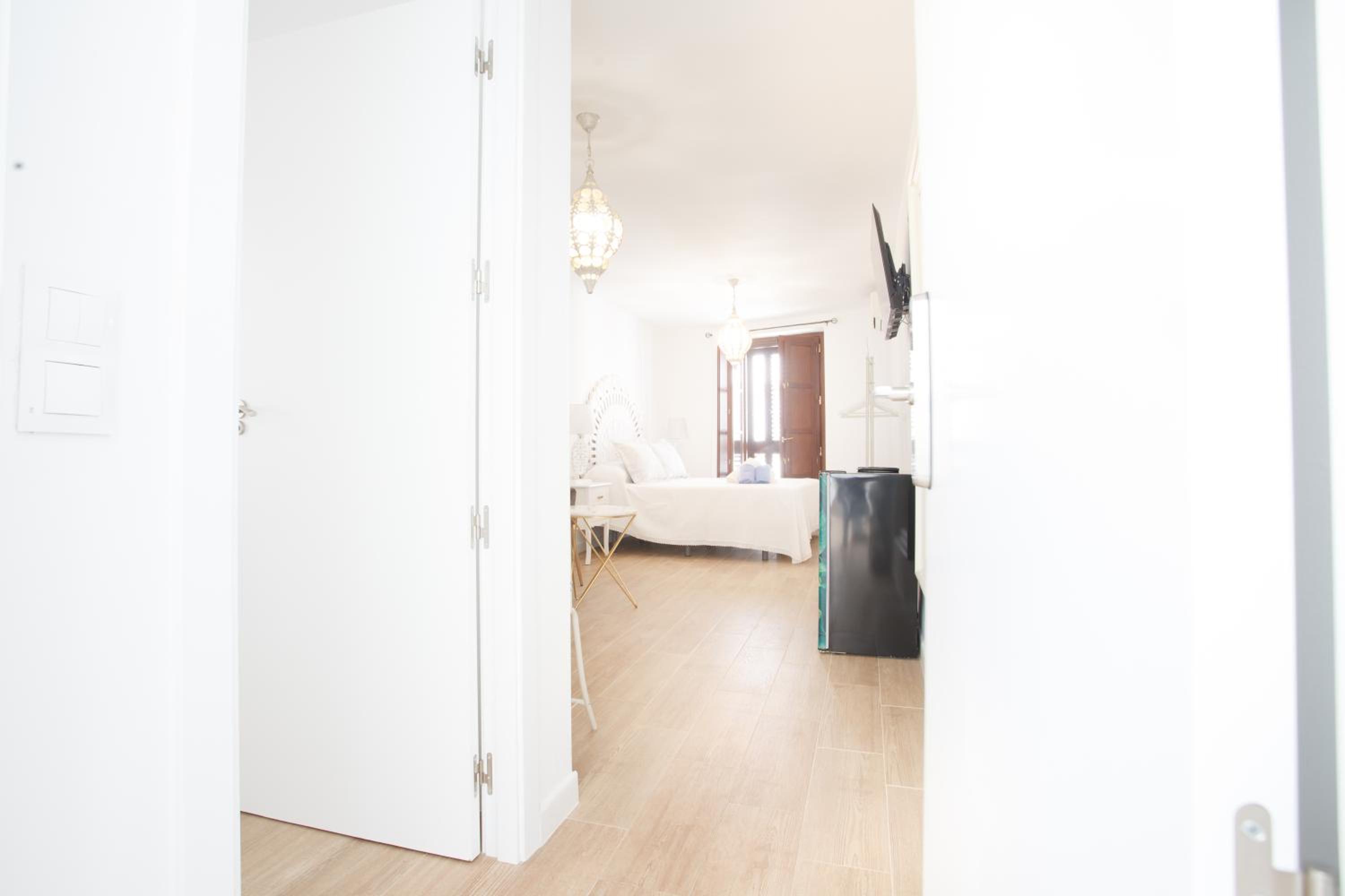 Double or Twin Room - Photo 1