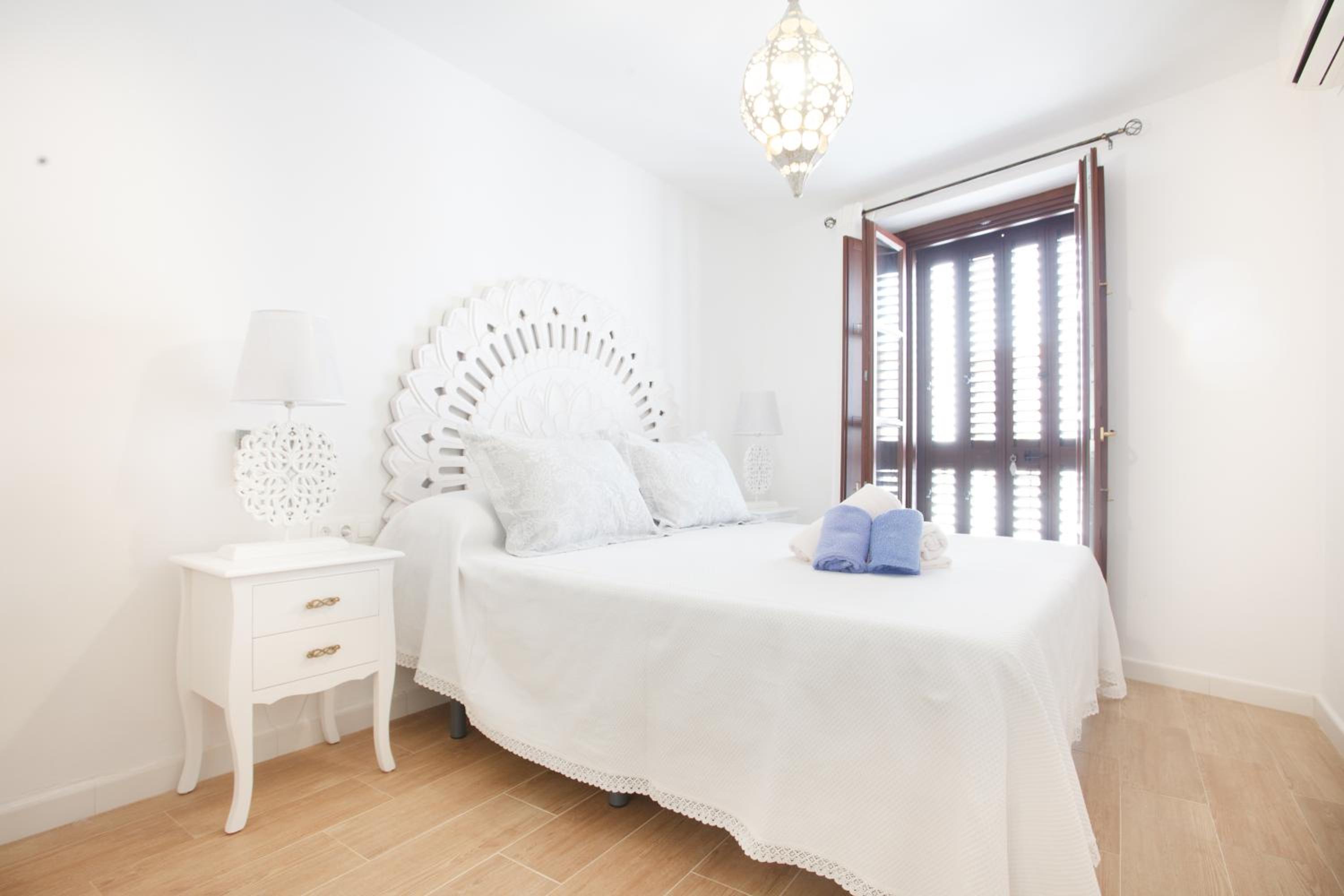 Double or Twin Room - Photo 12