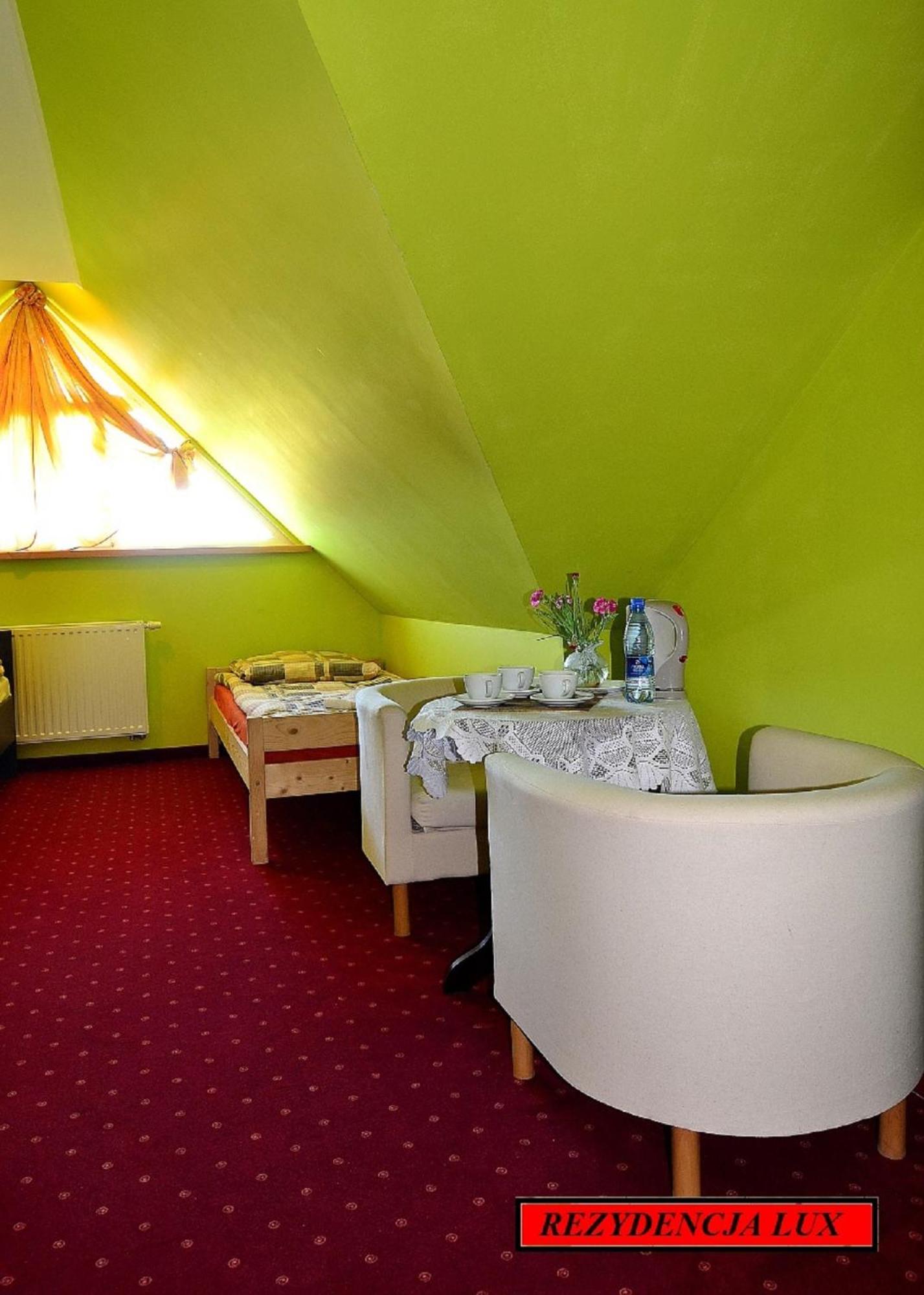 Triple Room - Photo 6