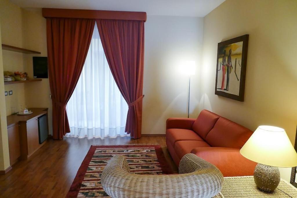 Junior Suite with Balcony photo 1