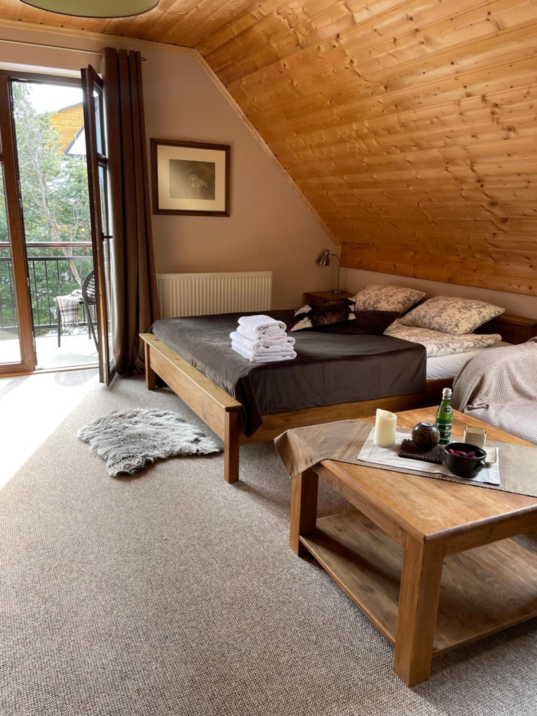 Deluxe Double Room with Extra Bed photo 2