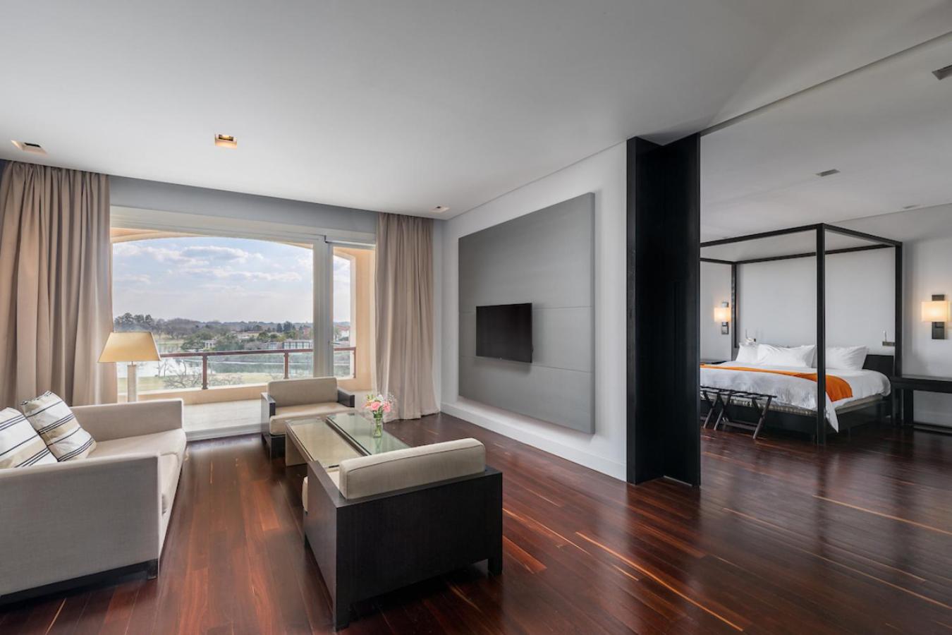 Executive Suite One King photo 1