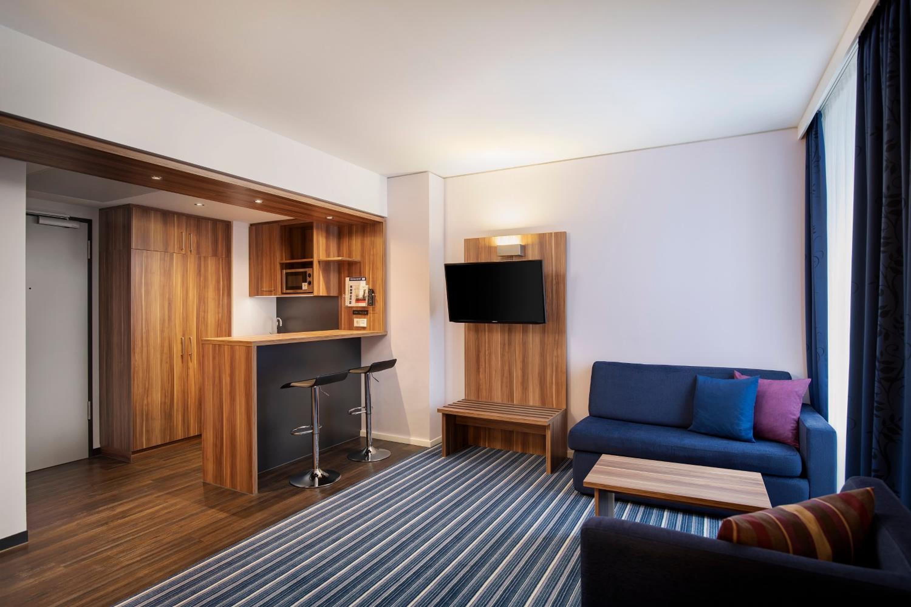 Double Room with Kitchenette - Photo 7