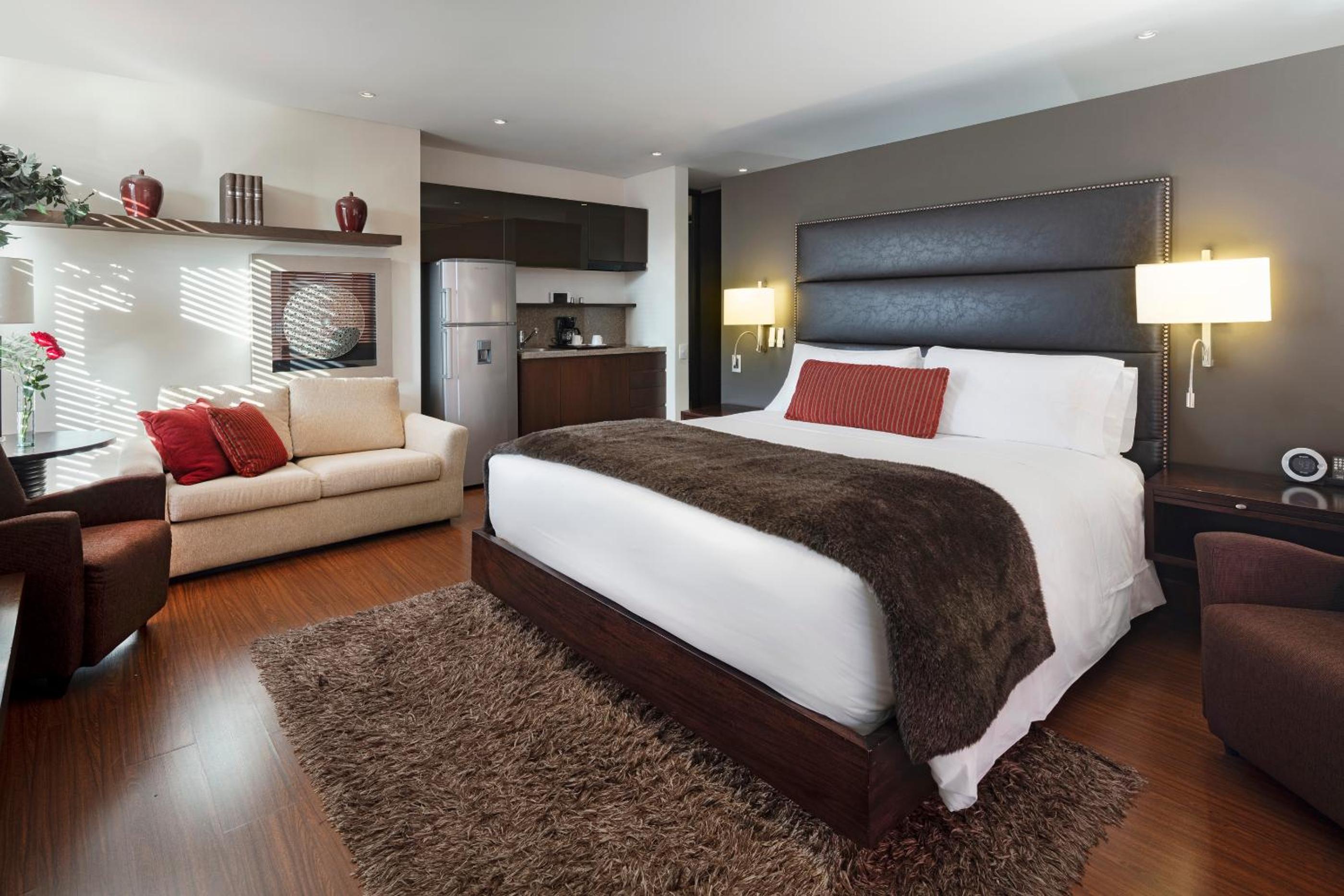 Double Room - Photo 1