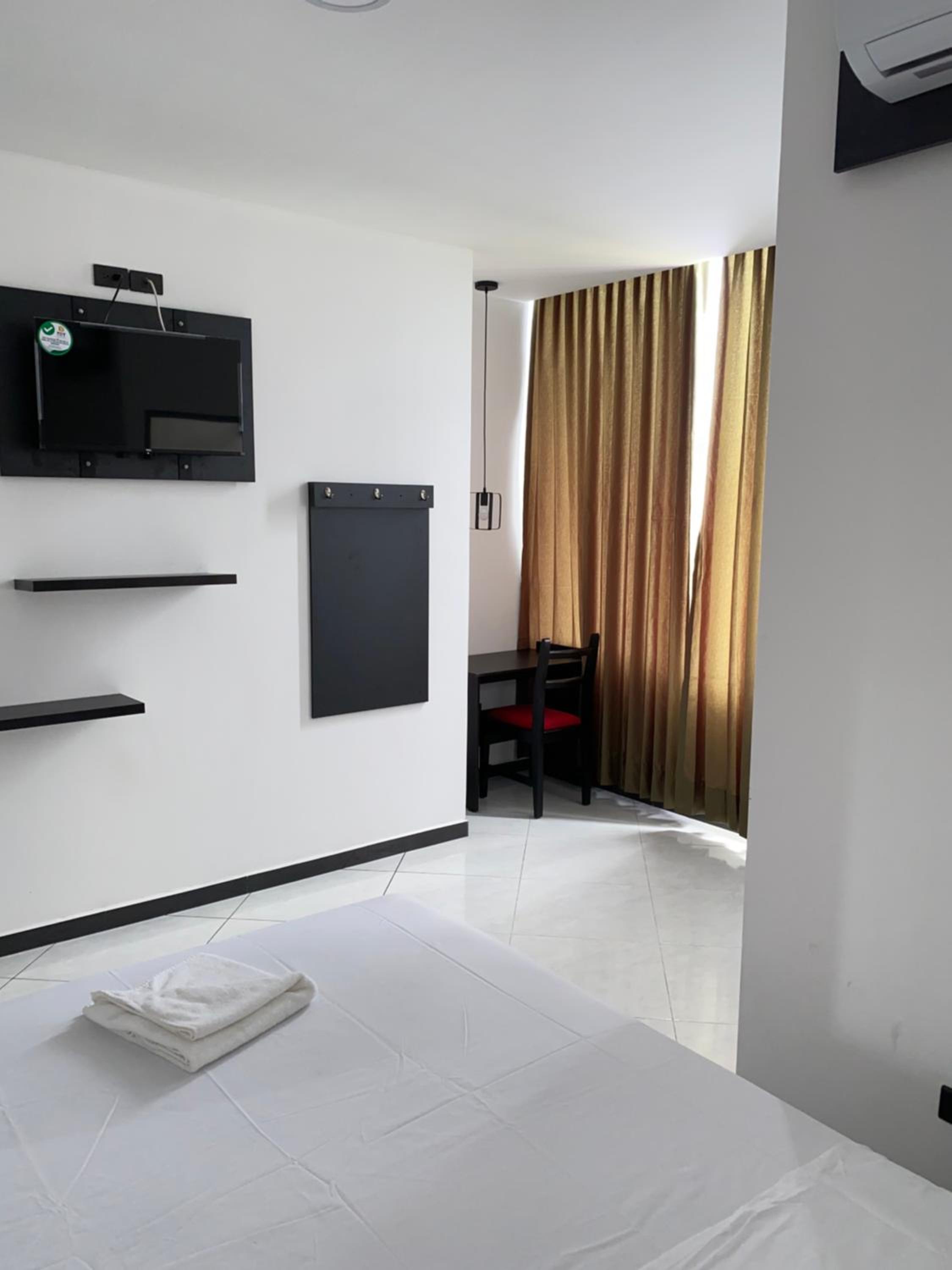 Deluxe Queen Room