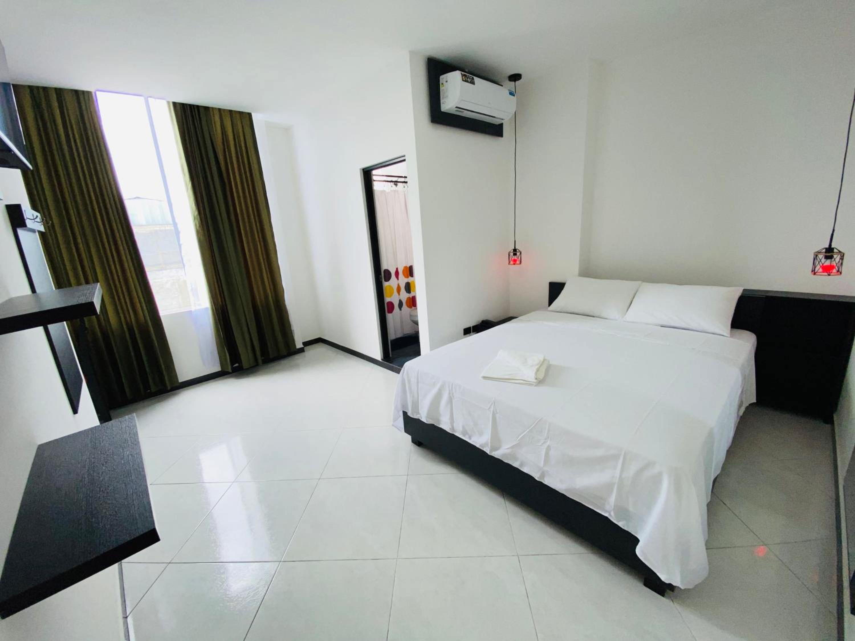 Deluxe Queen Room photo 2