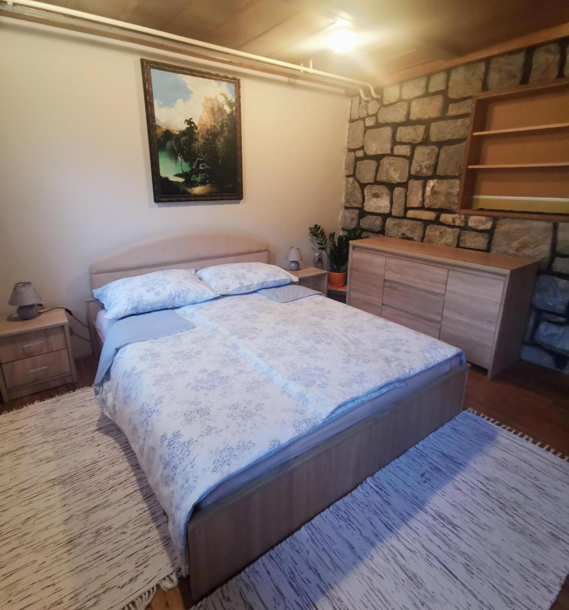 Two-Bedroom Apartment - Photo 11