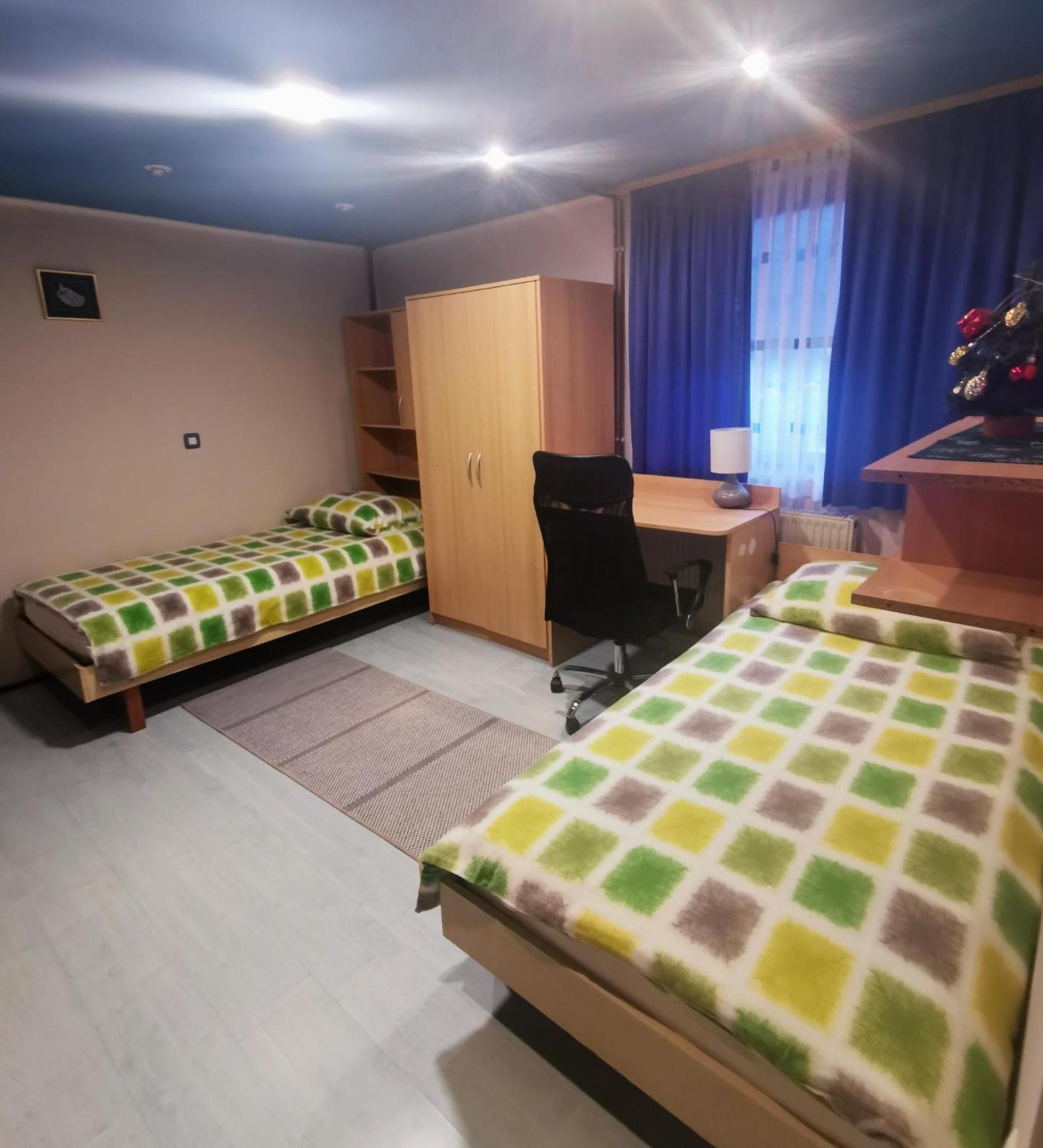 Two-Bedroom Apartment - Photo 7