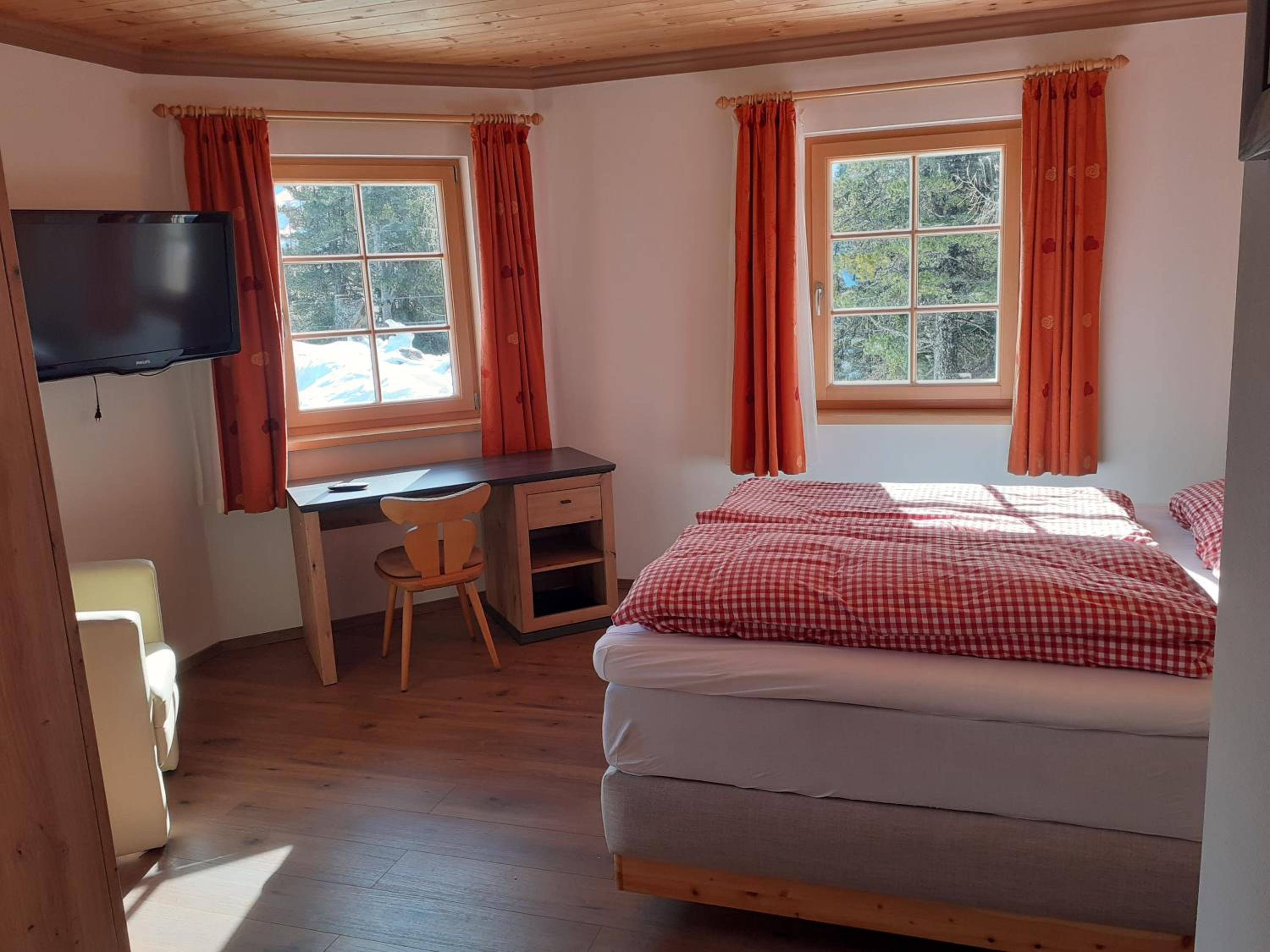 Double Room - Photo 2
