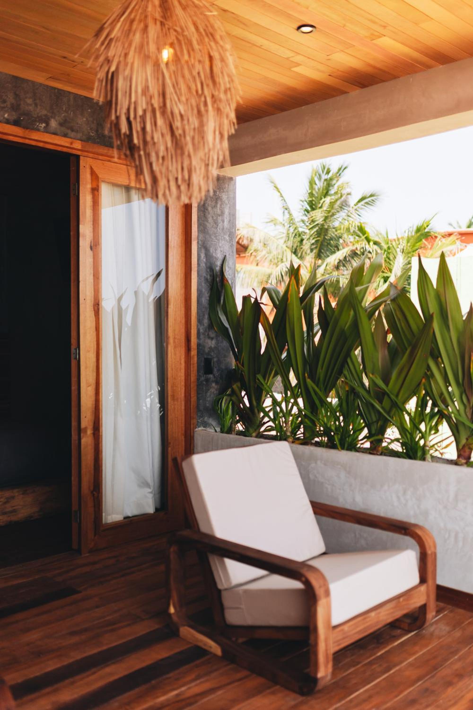Deluxe Double Room with Balcony and Sea View