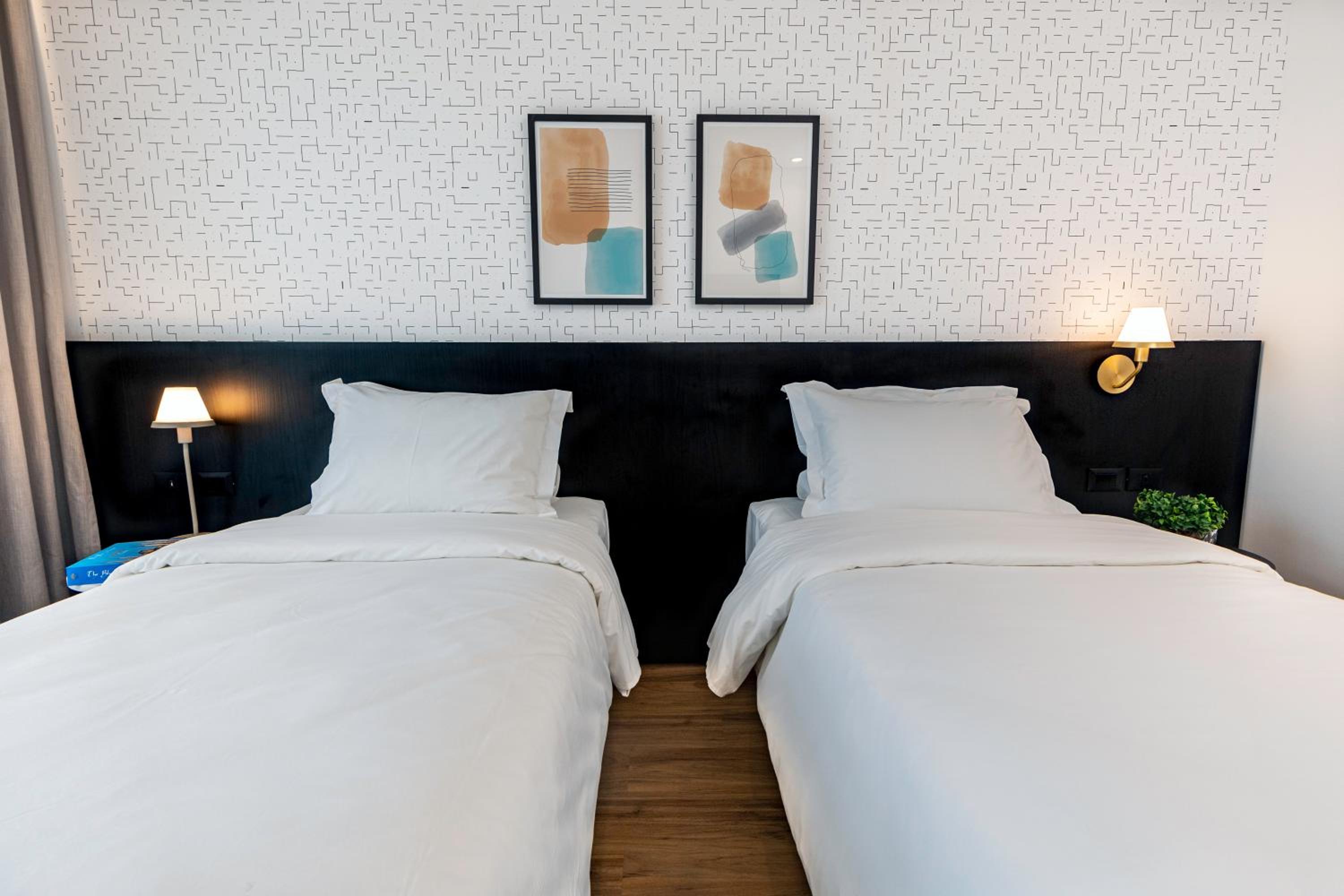 Standard Twin Room - 2 Single Beds