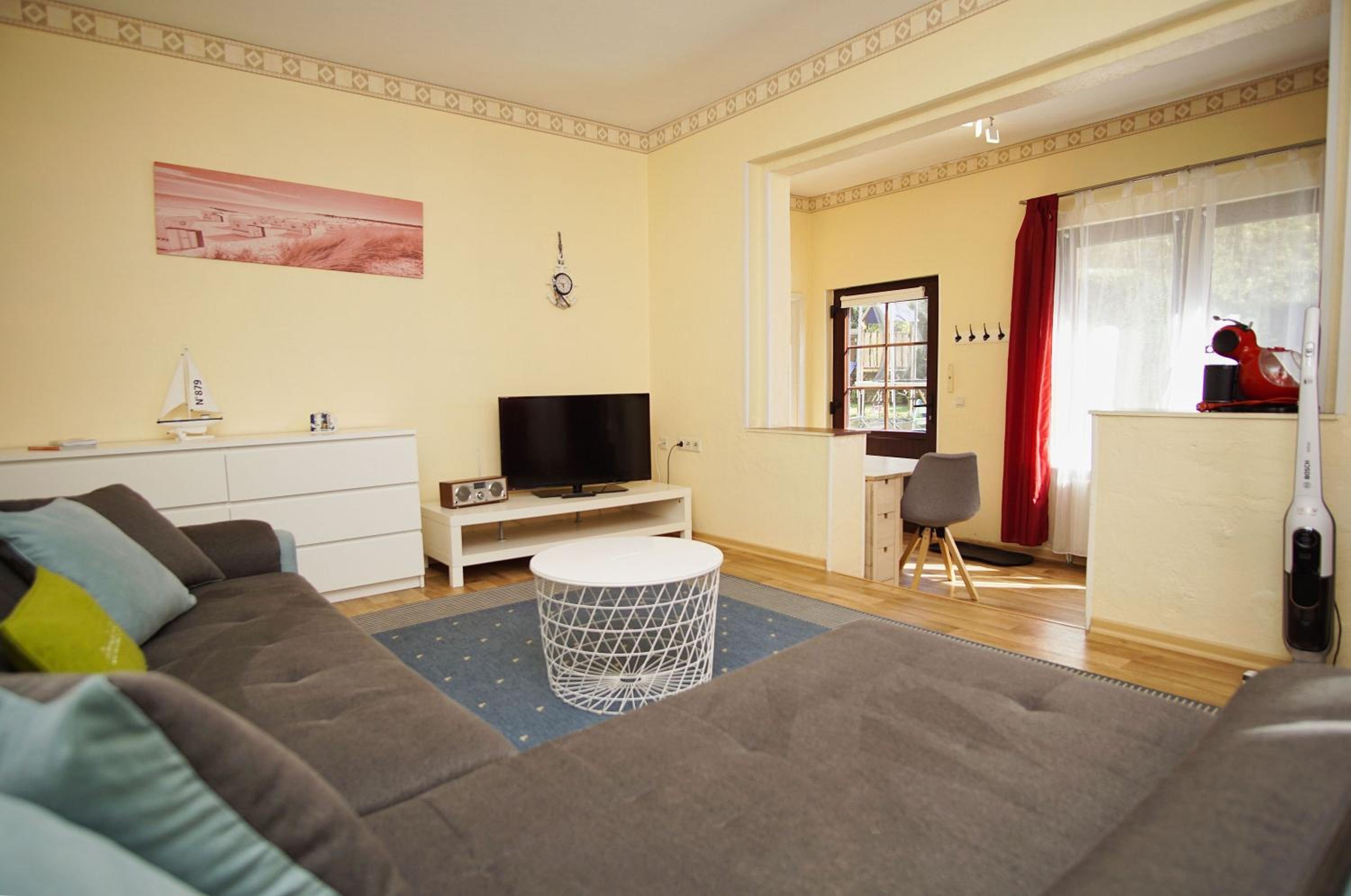 Apartment with Terrace photo 1